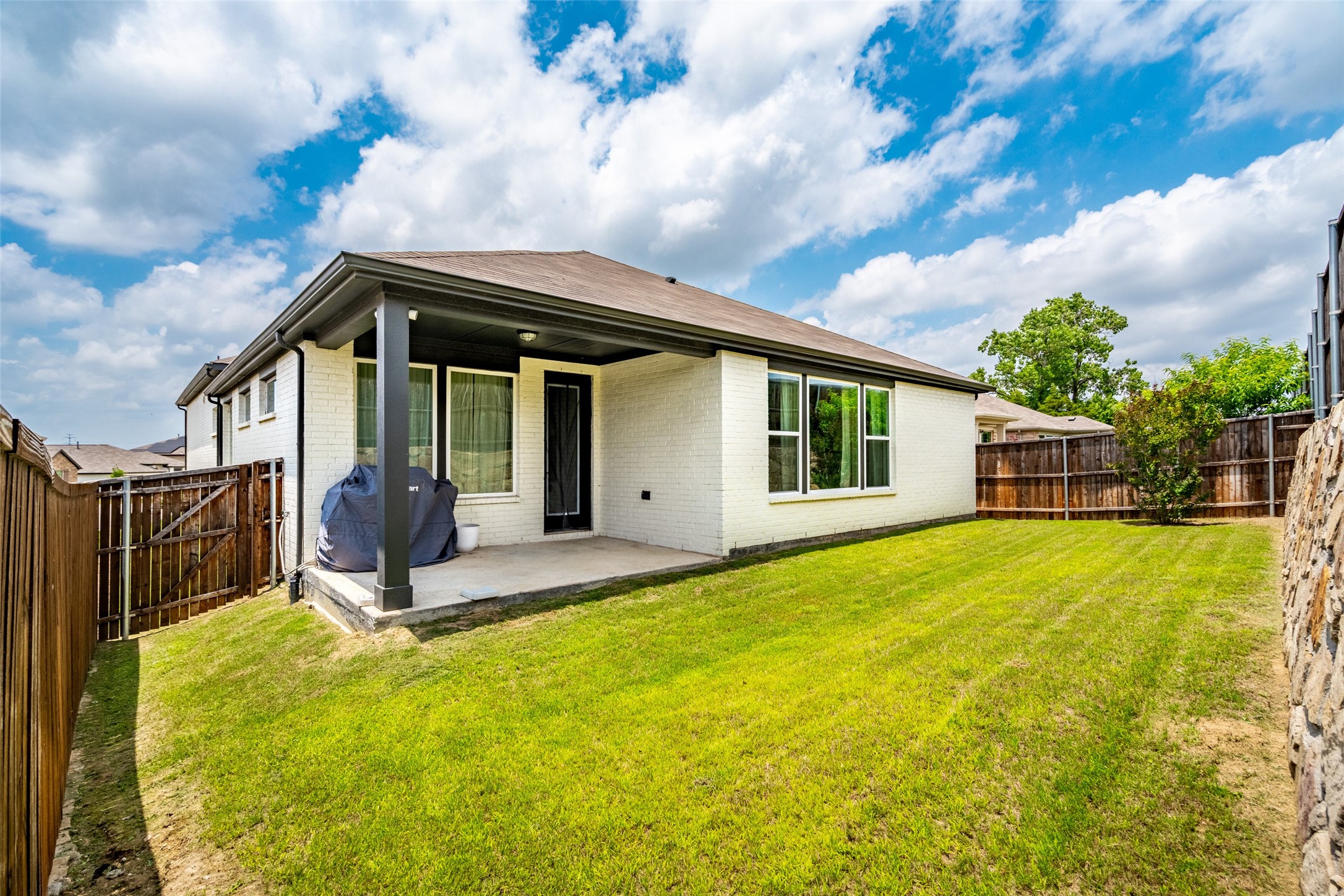 3476 Rosewood Lane