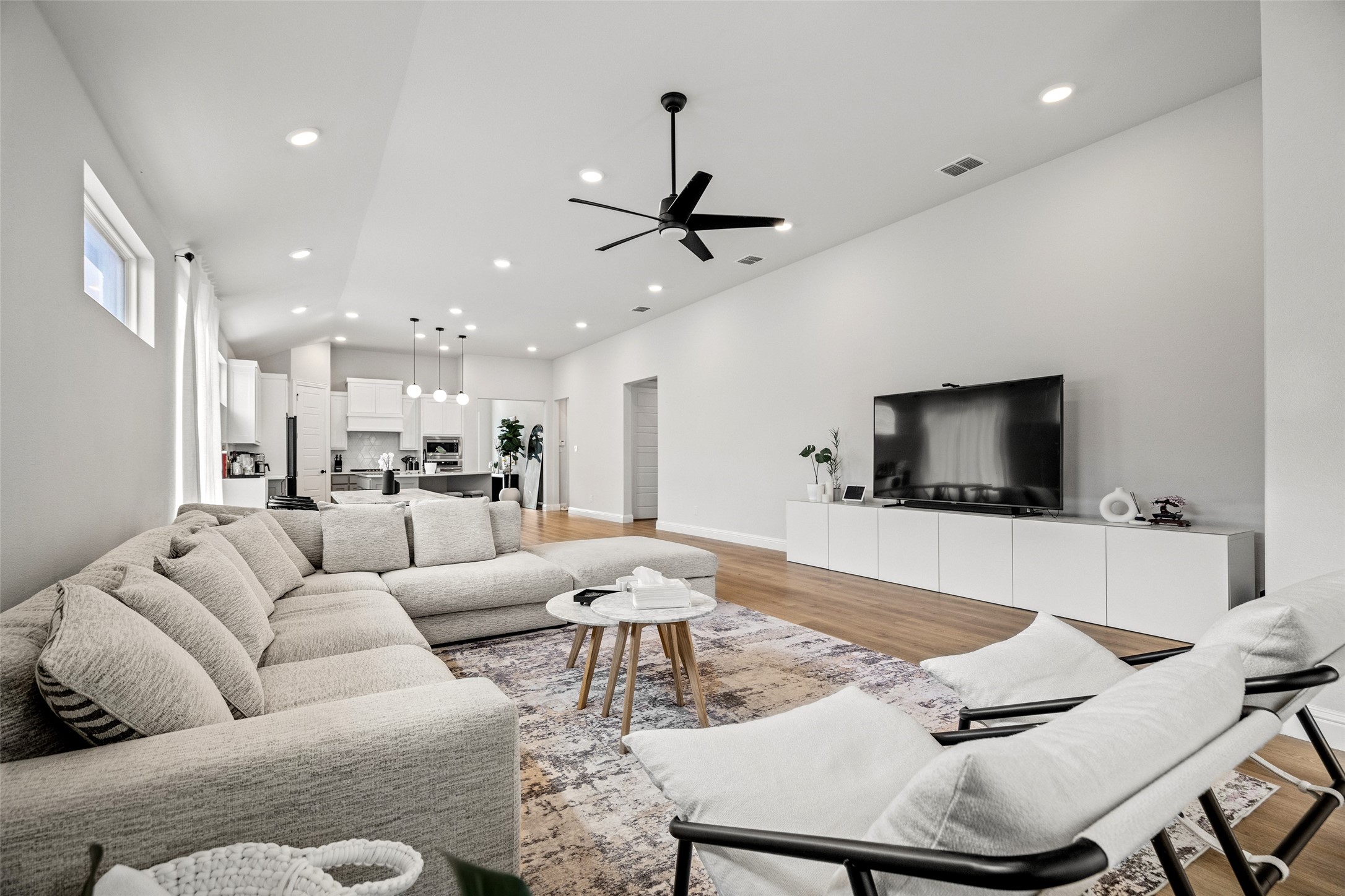 3476 Rosewood Lane