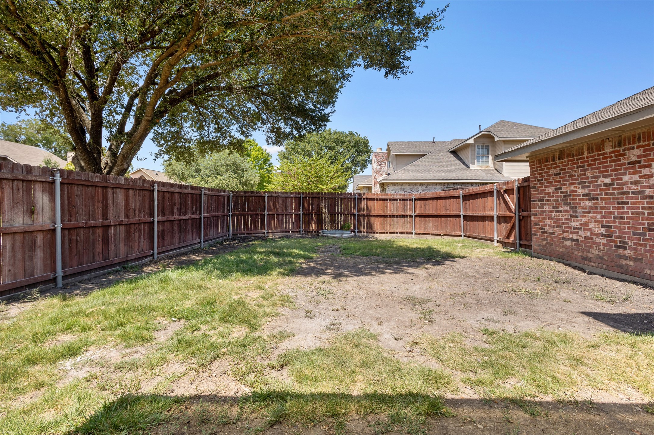 3207 Sara Drive