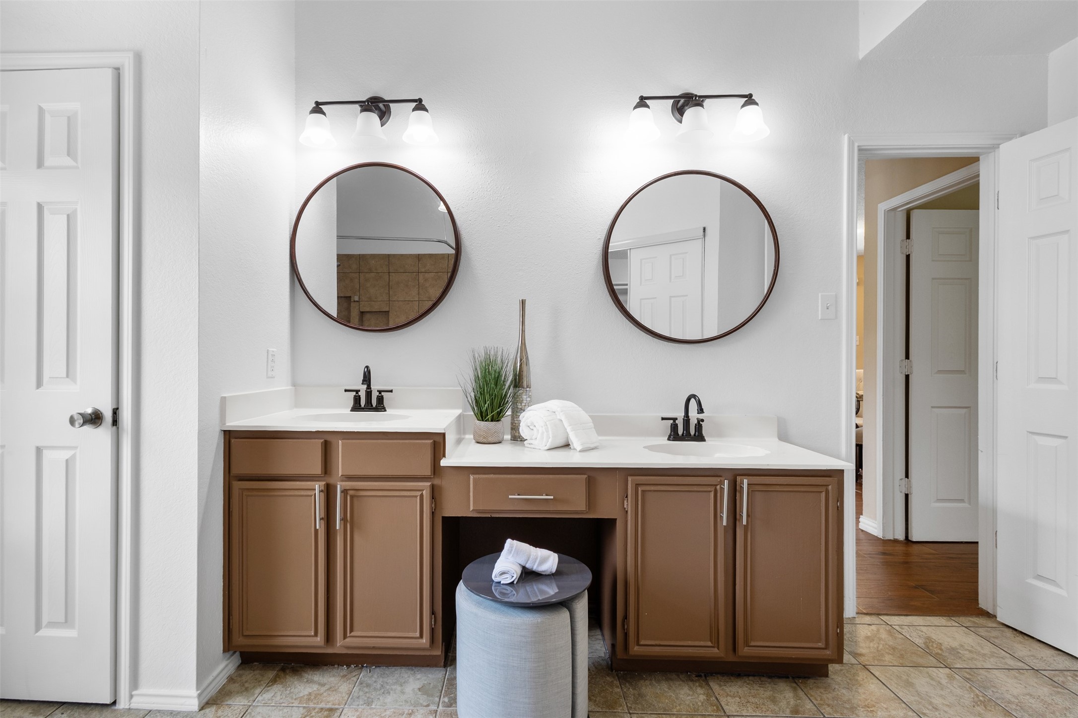 3207 Sara Drive