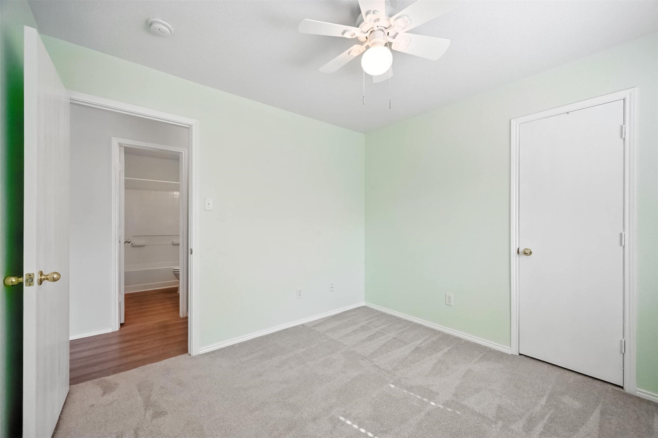 1782 Lago Vista