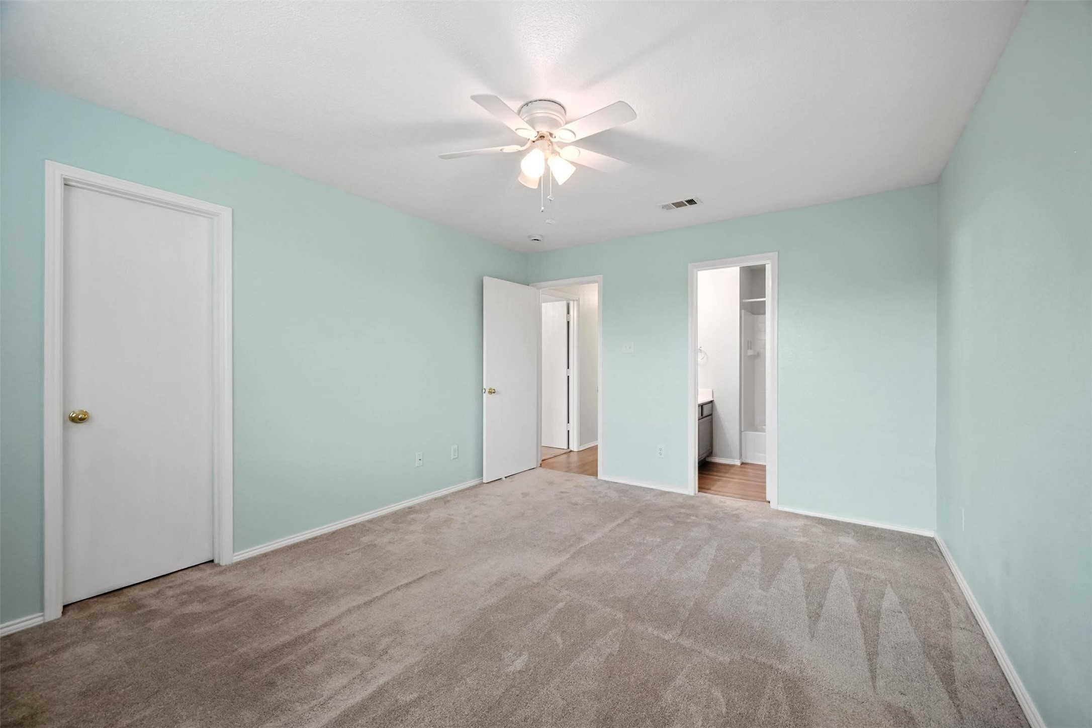 1782 Lago Vista