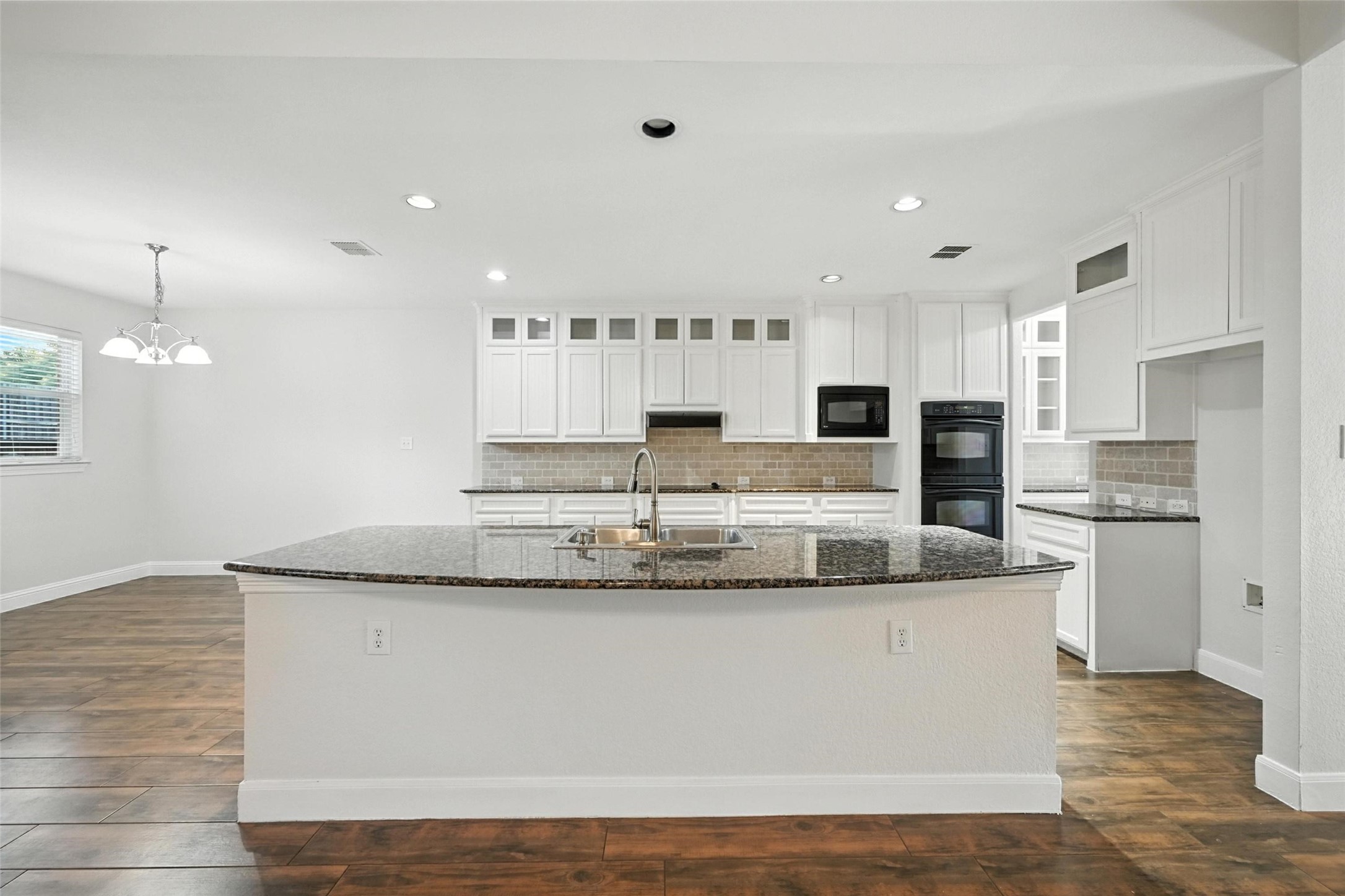 651 Table Rock Drive