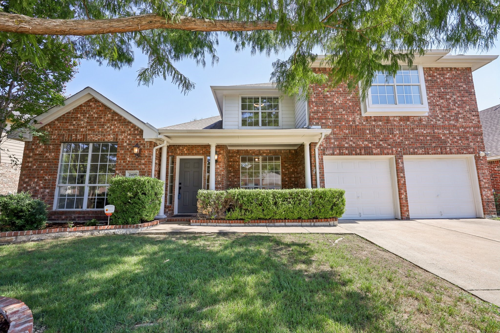 2409 Summerside Lane