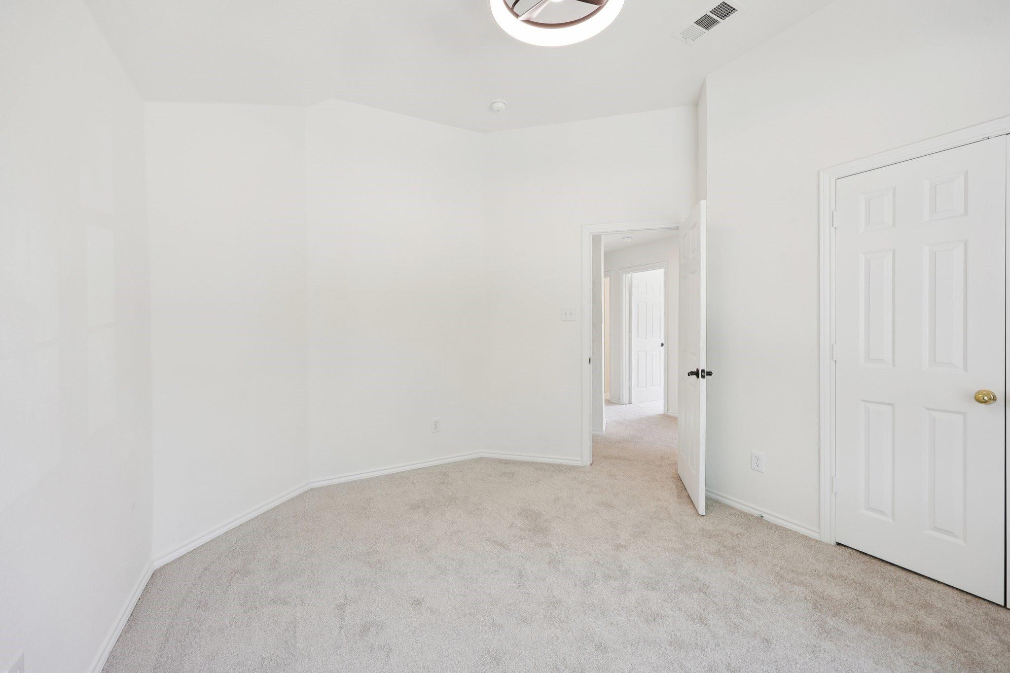 2409 Summerside Lane