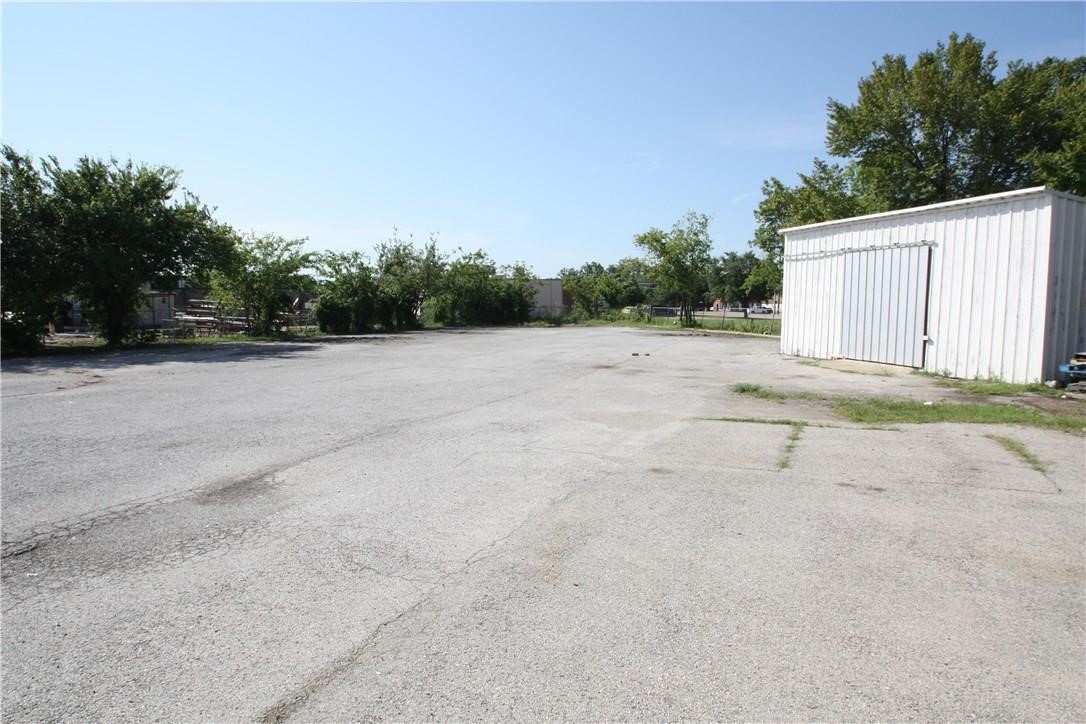 1010 US Highway 80 E