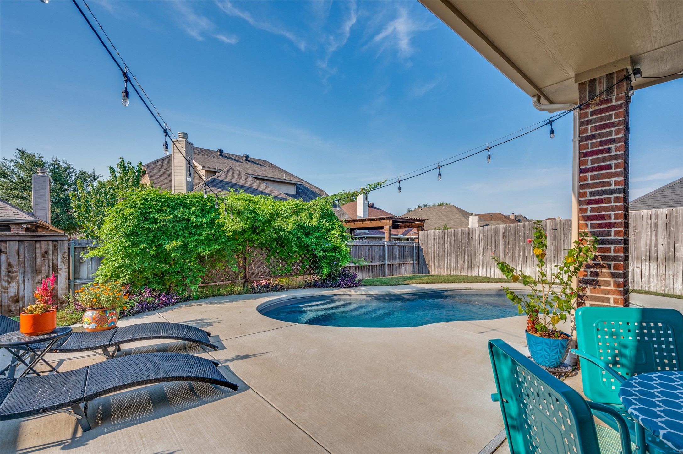 8224 Fall Crest Drive