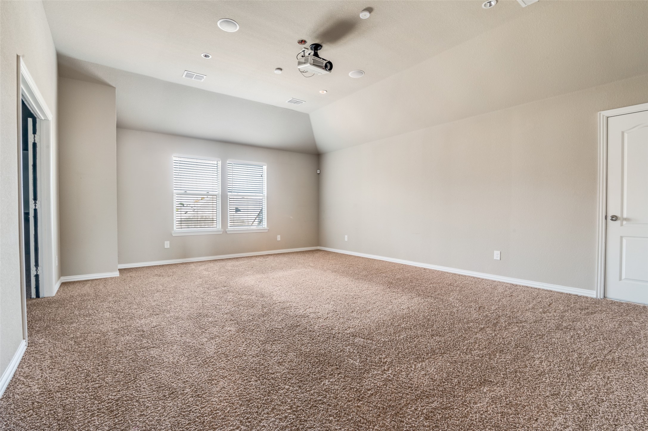 1513 Summerwood Lane