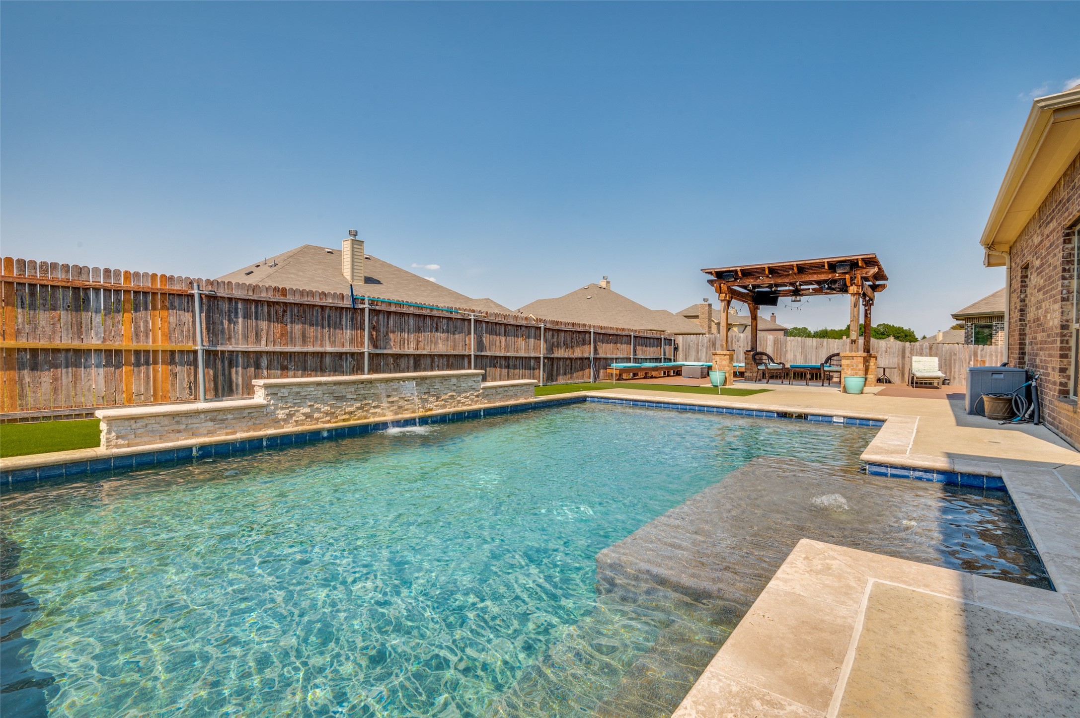 1513 Summerwood Lane