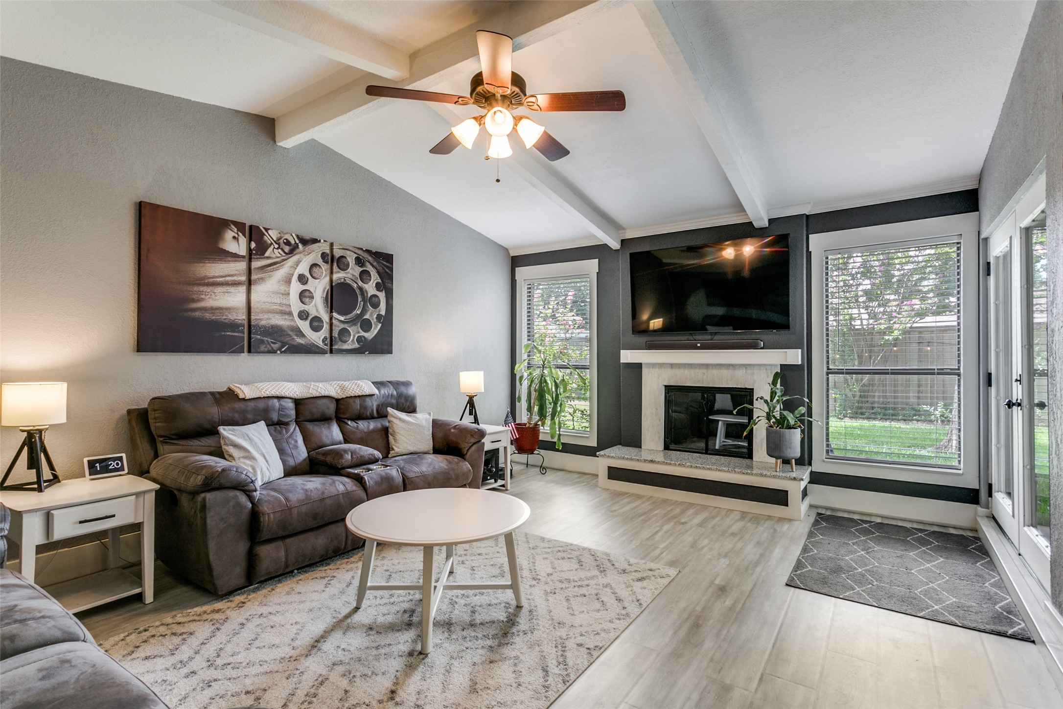 2921 Murphy Drive