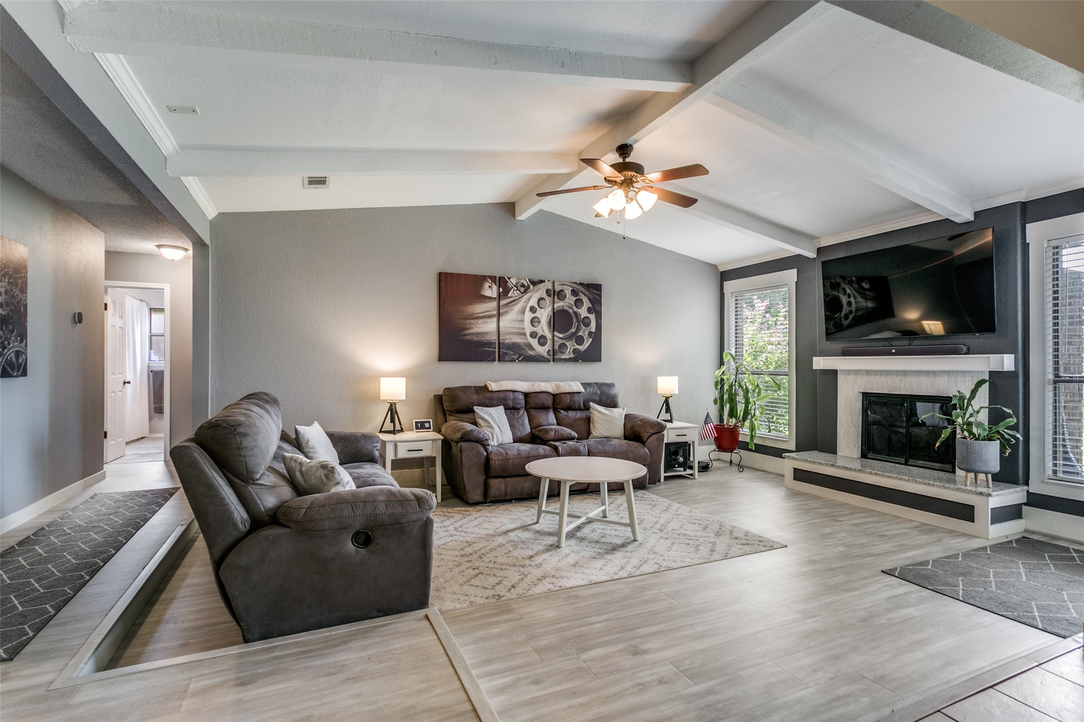 2921 Murphy Drive