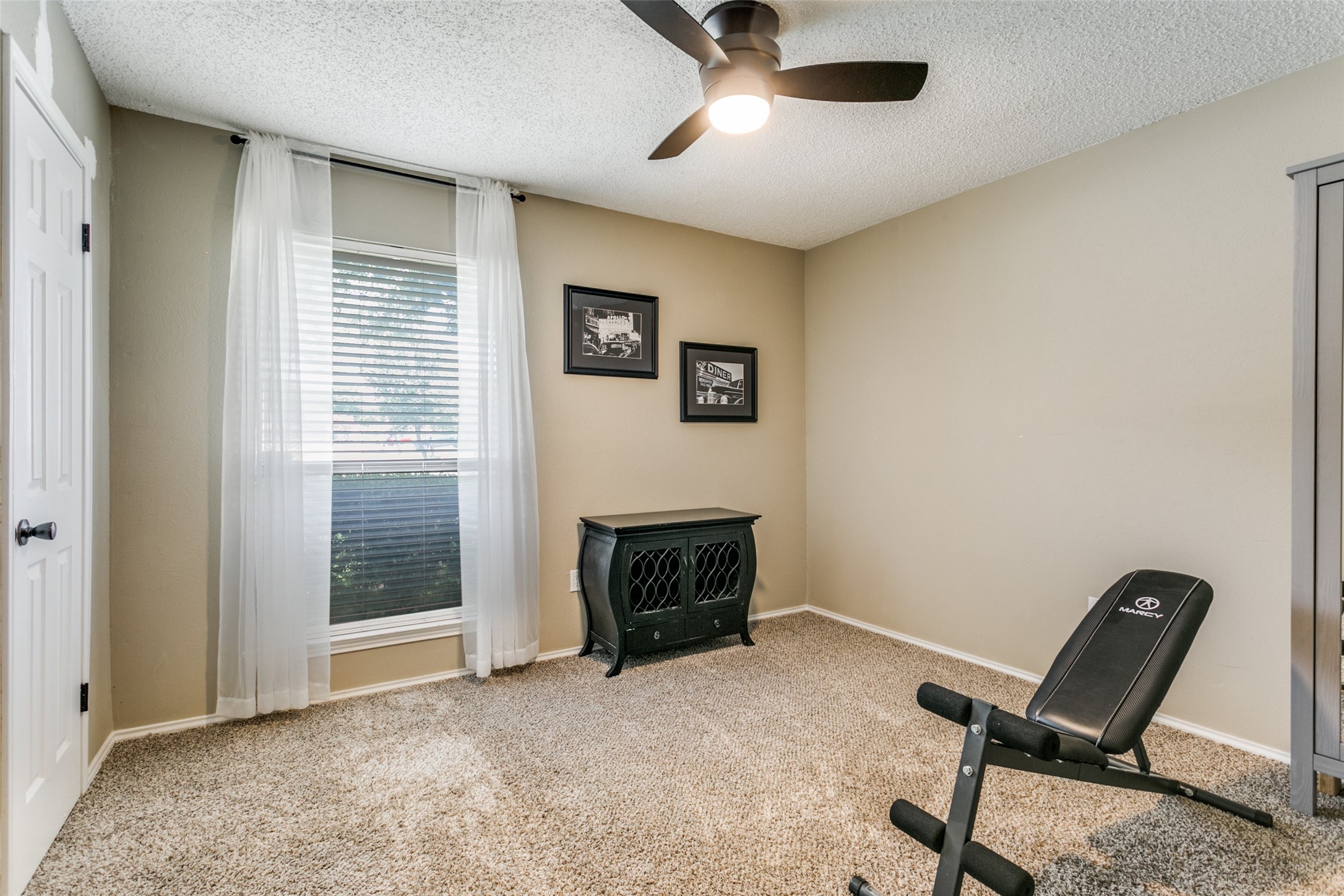 2921 Murphy Drive