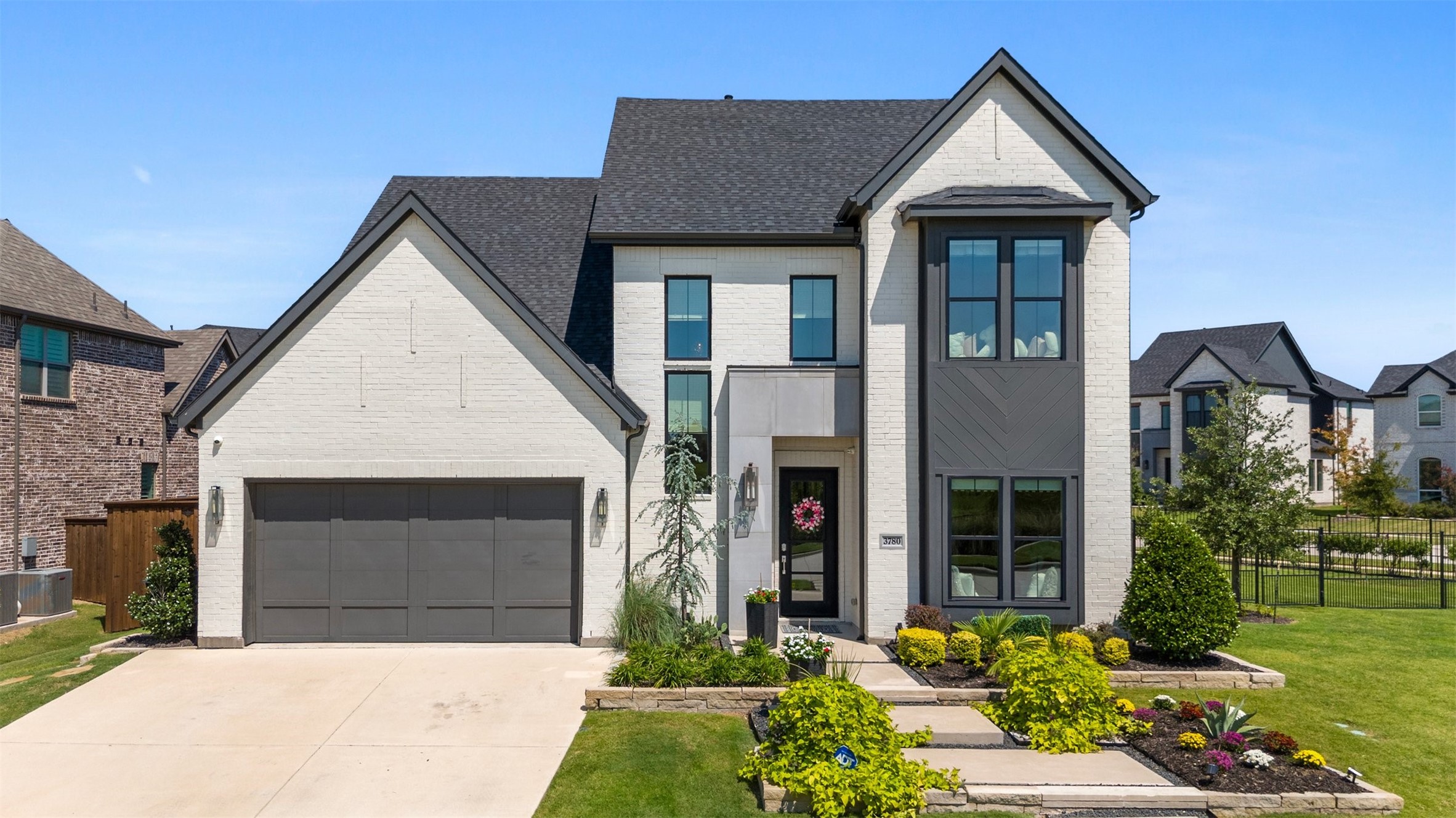 3780 Roundtree Drive