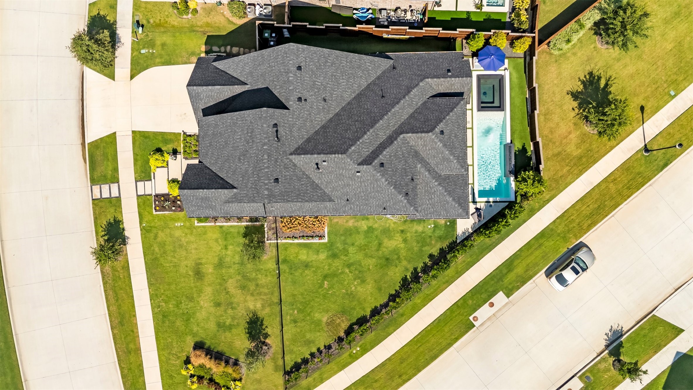 3780 Roundtree Drive