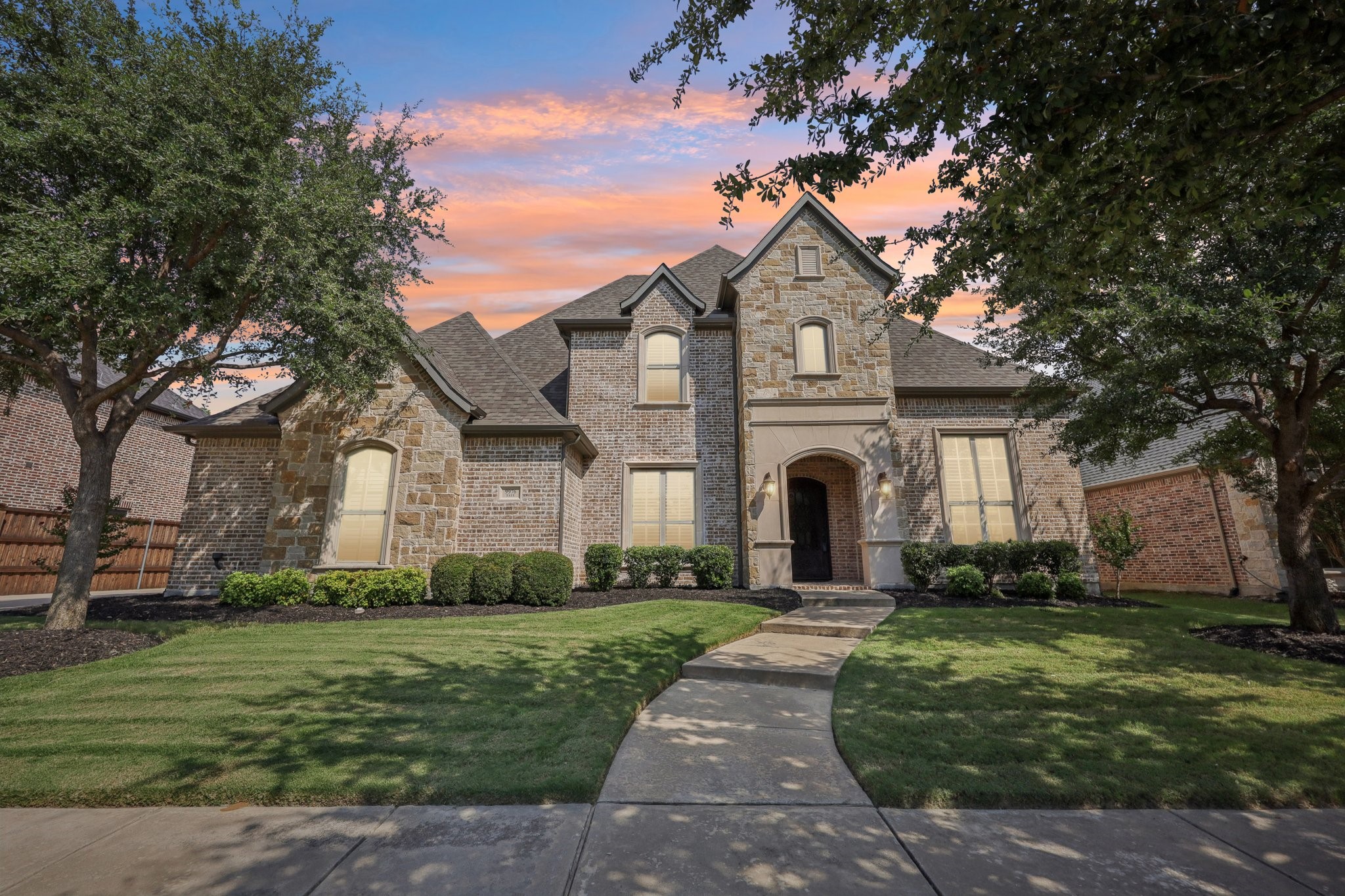 9976 Tate Lane