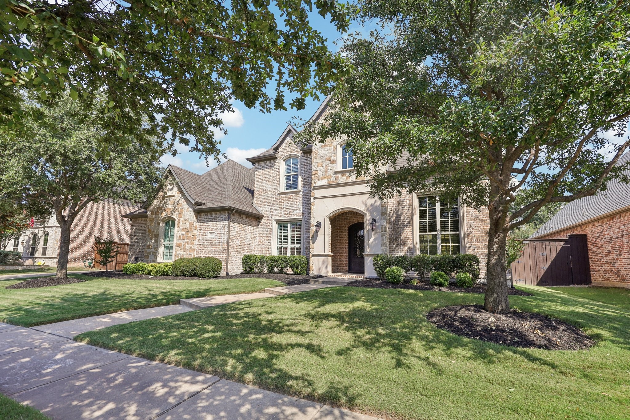 9976 Tate Lane