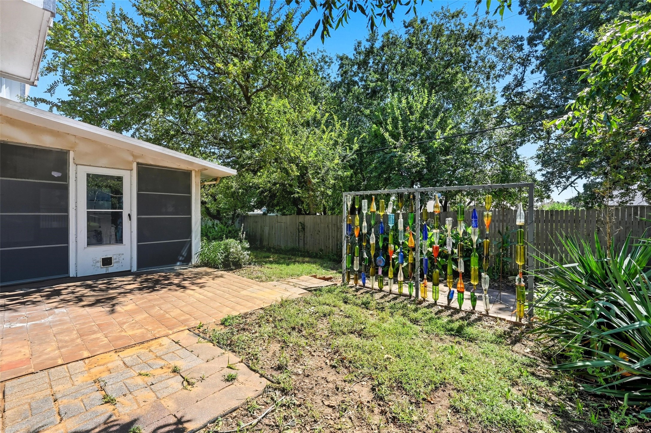 3307 Meadowview Drive