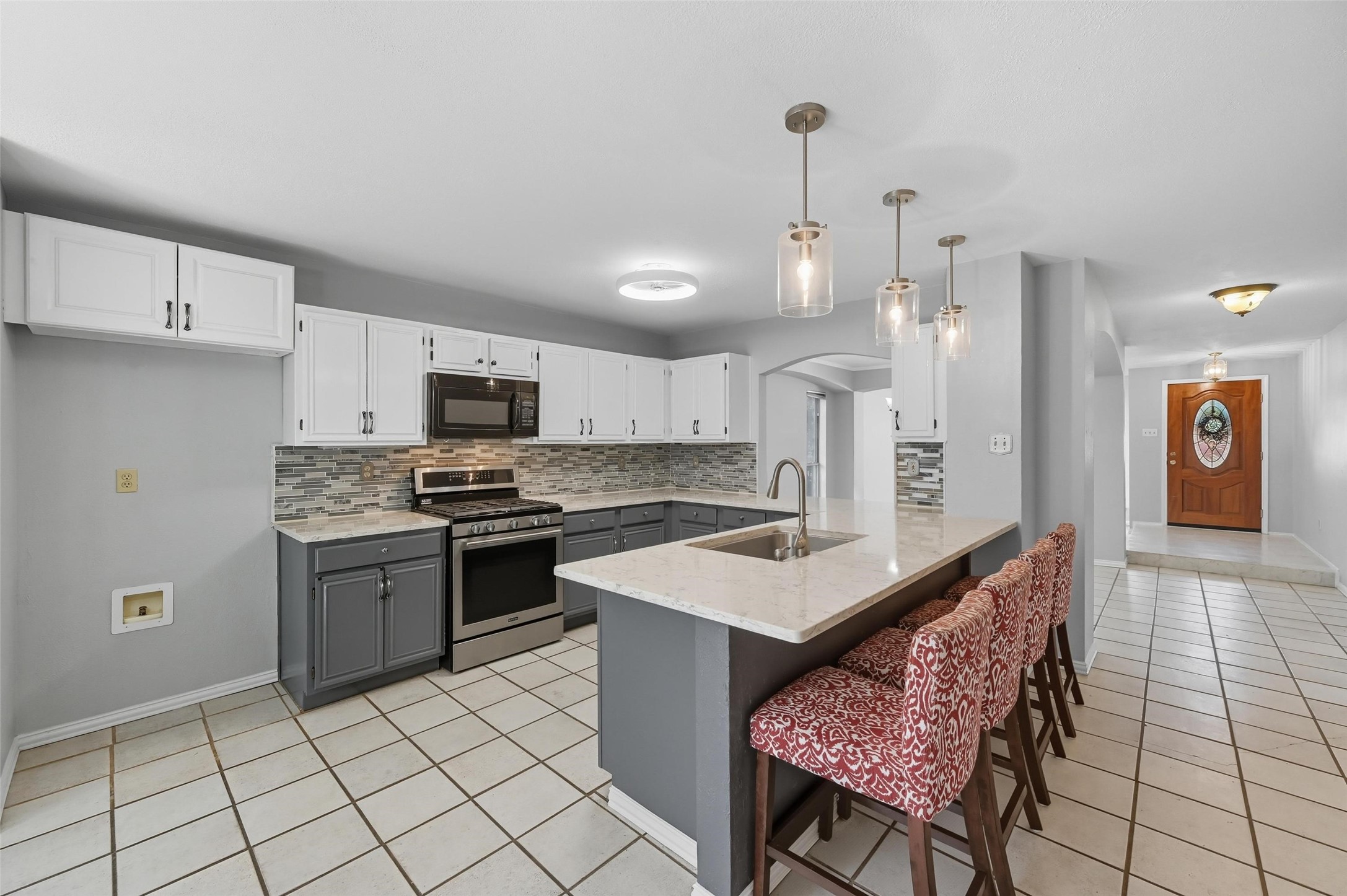 3307 Meadowview Drive
