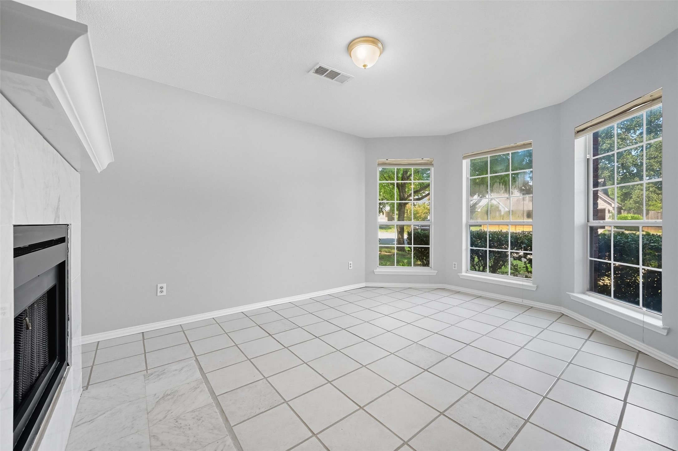 3307 Meadowview Drive