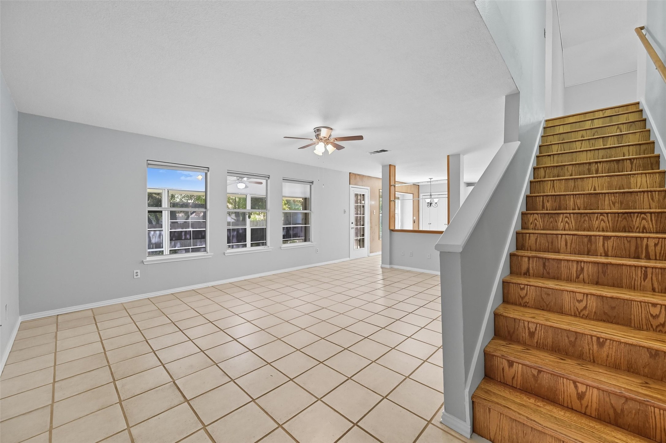 3307 Meadowview Drive