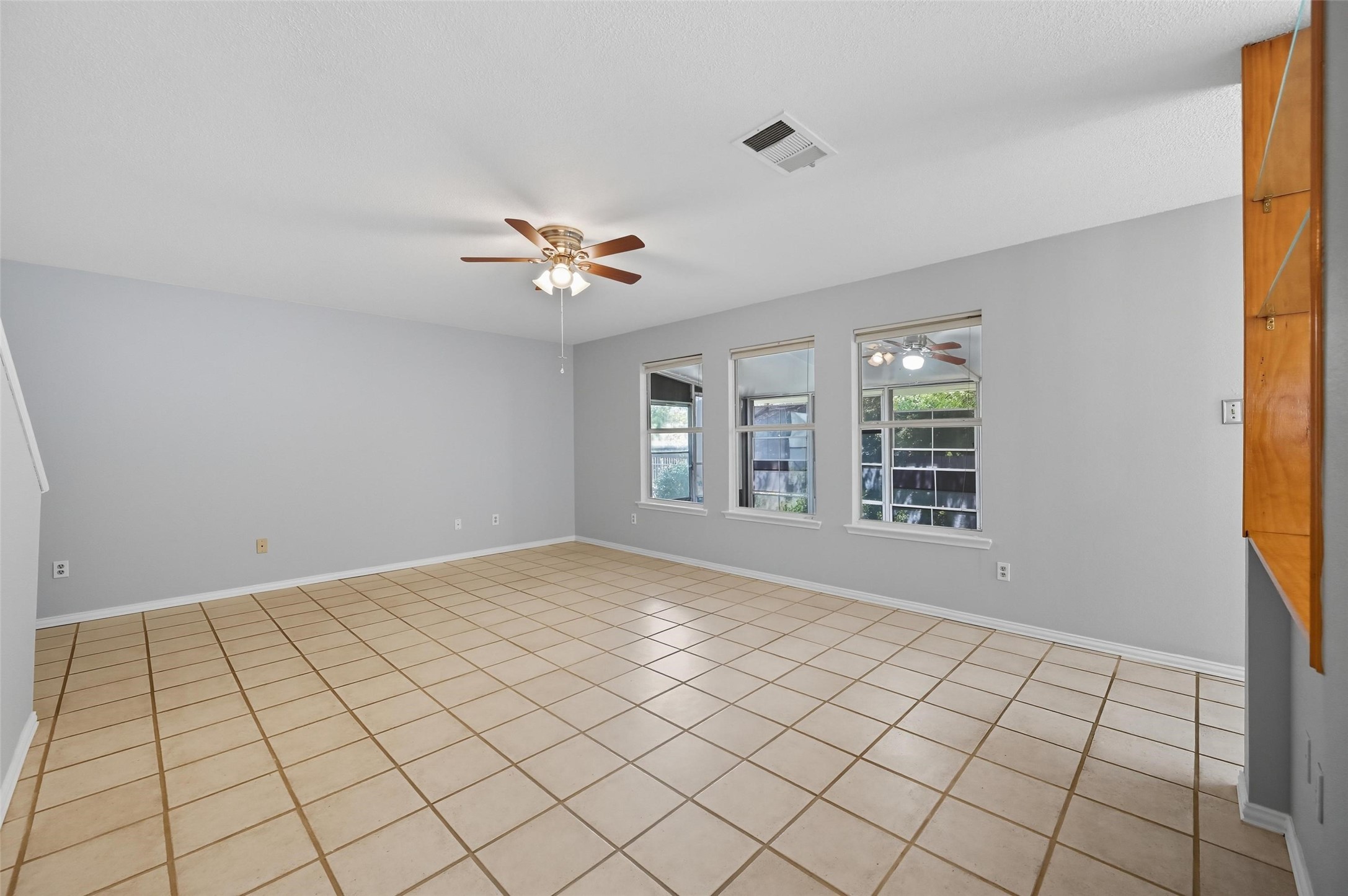 3307 Meadowview Drive