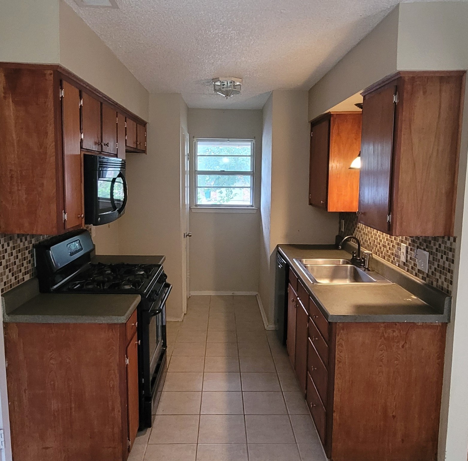 119 Bluebird Circle