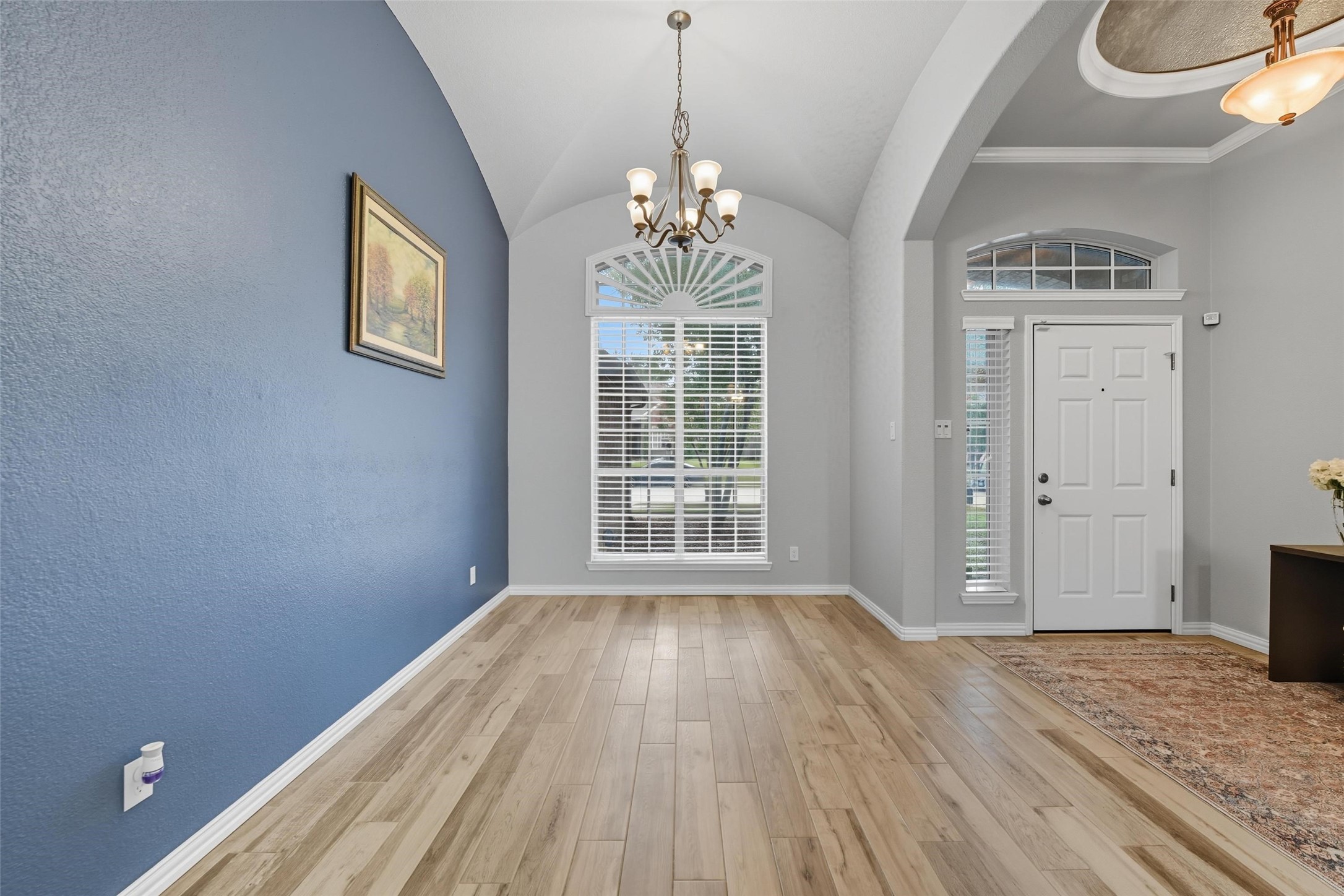 8216 Mount Shasta Circle