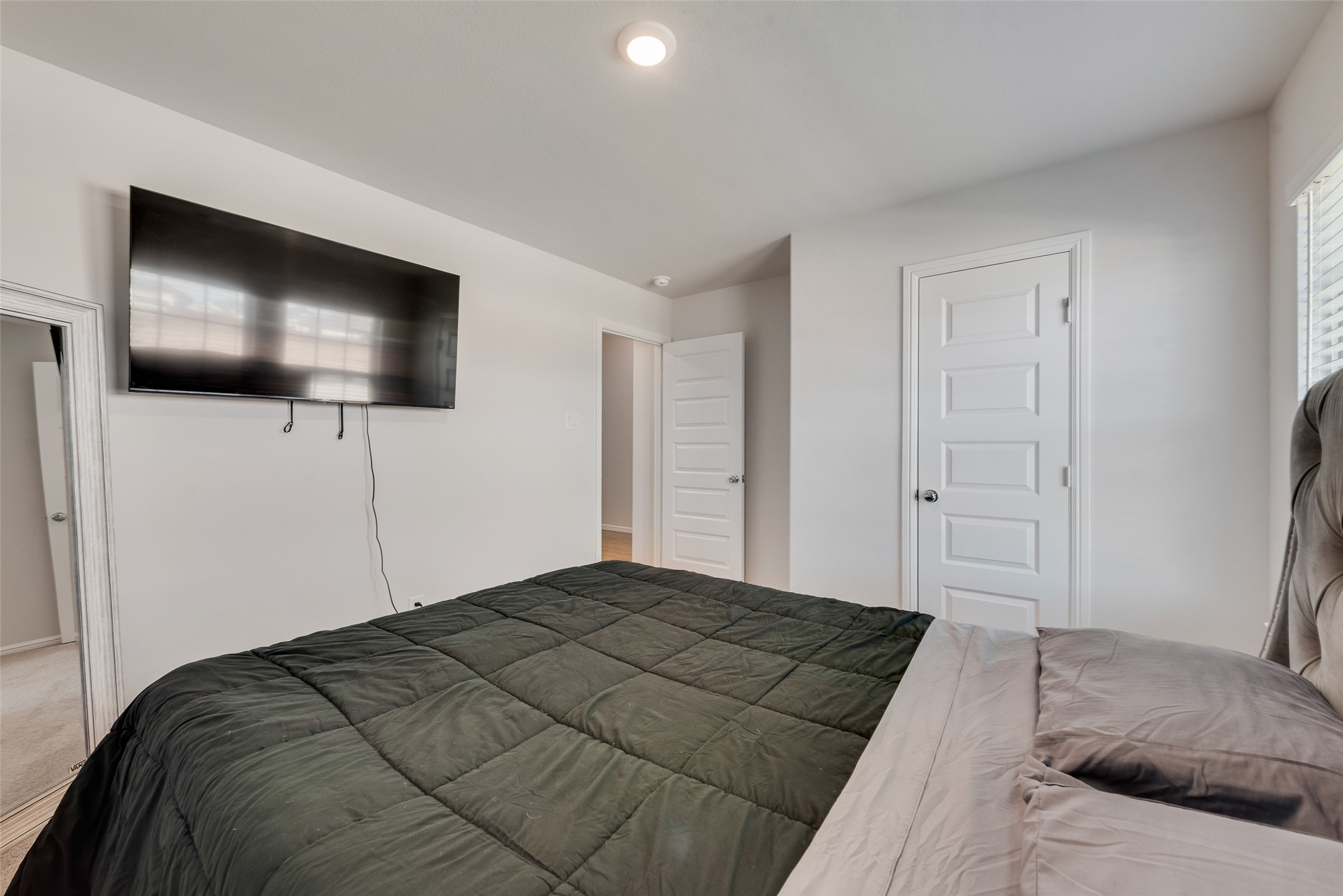 3316 Goshawk Drive