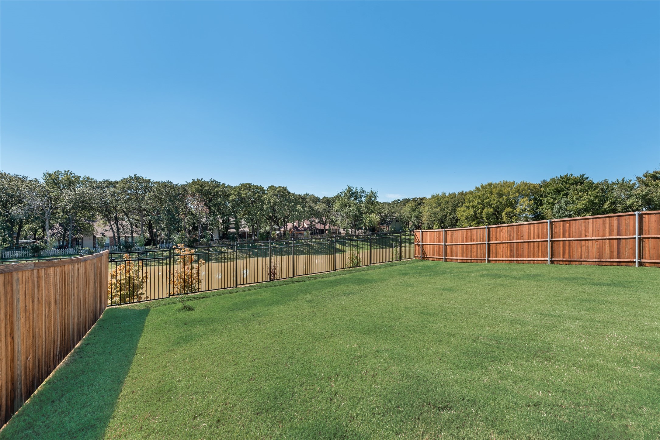 3316 Goshawk Drive