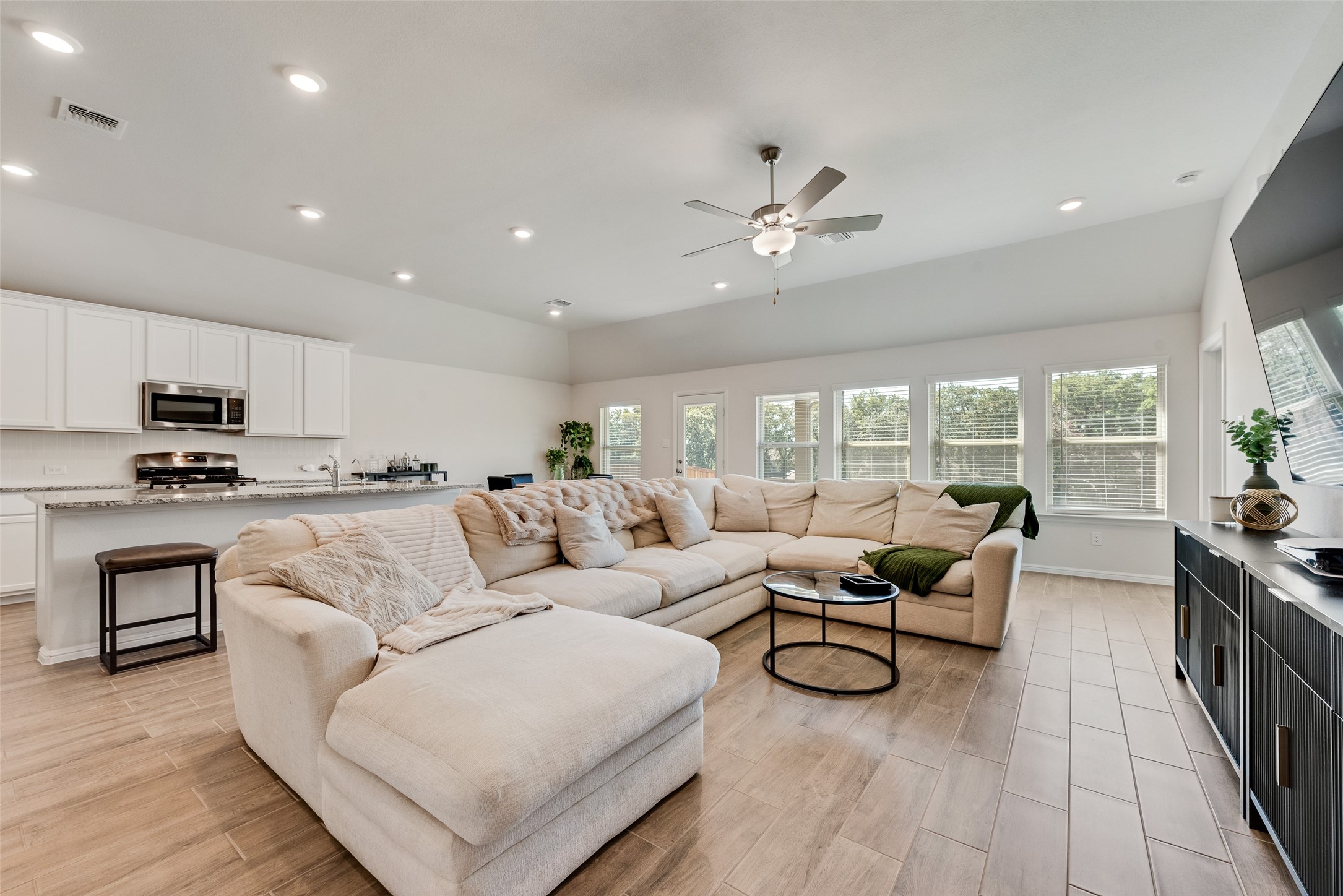3316 Goshawk Drive