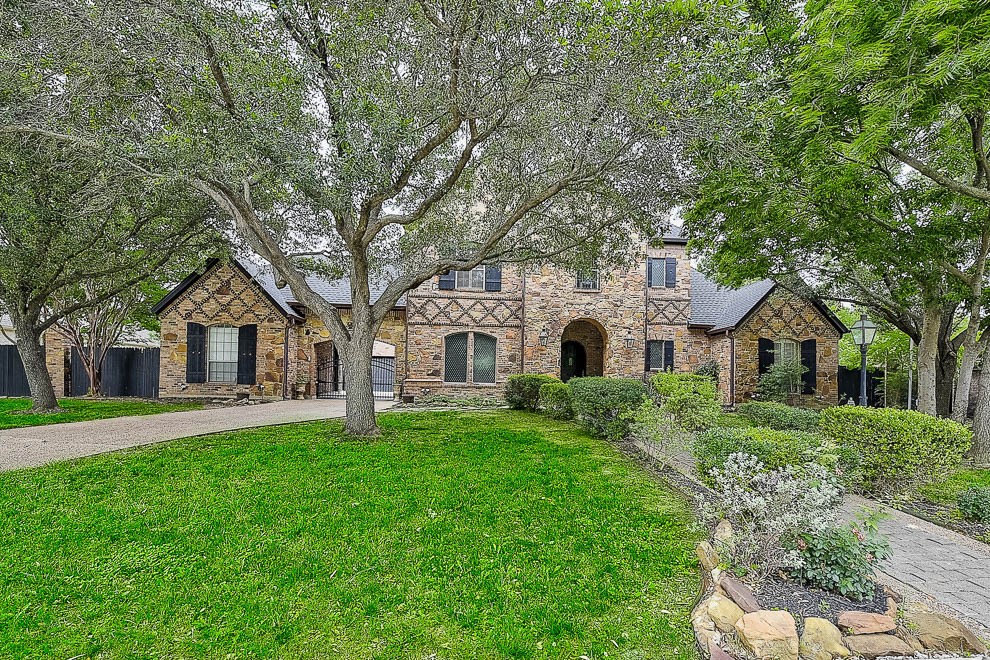 1401 Chardonnay Court