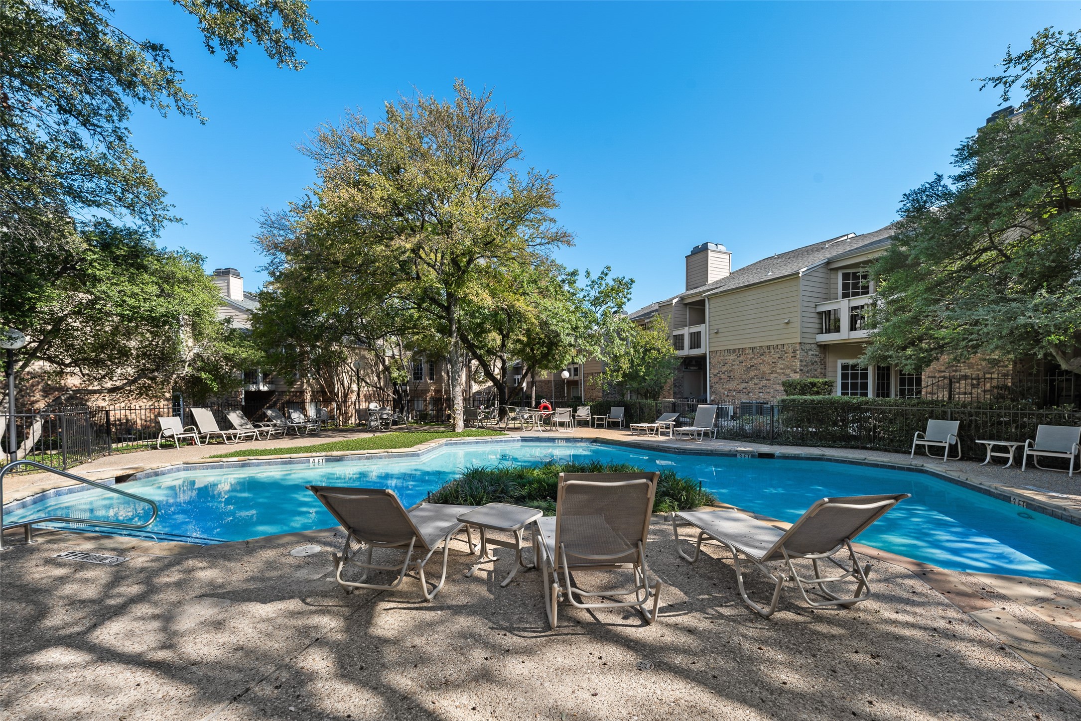 14277 Preston Road 722