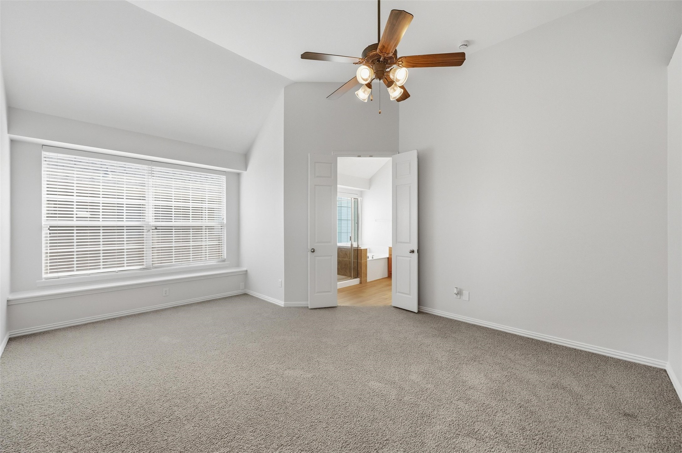 2401 Chesterwood Drive