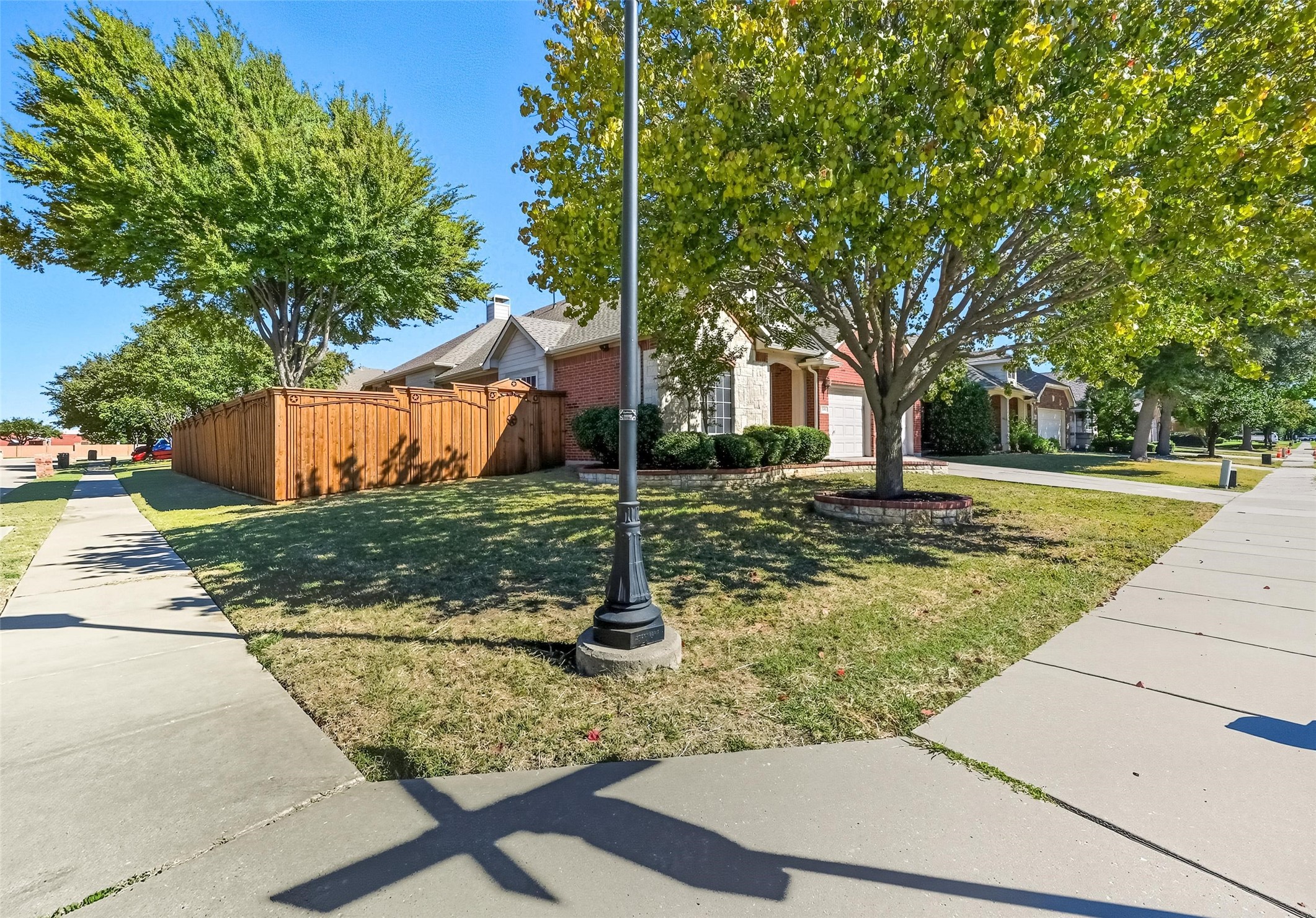 2401 Chesterwood Drive