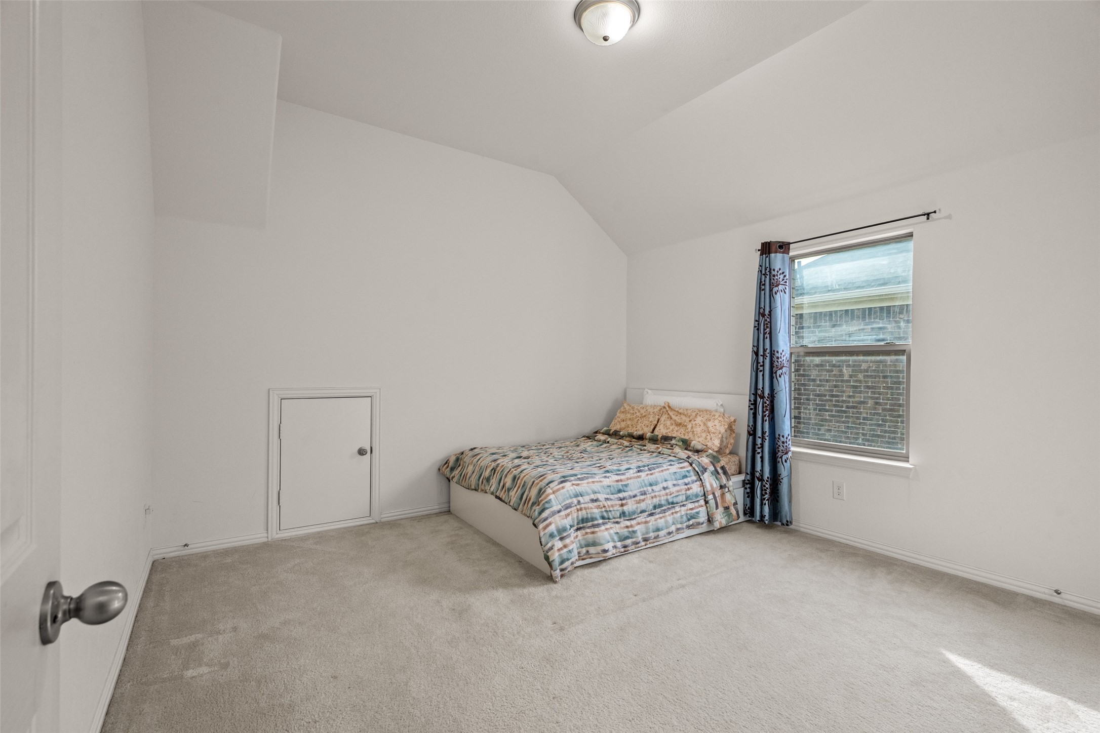 4519 Forest Bend Court