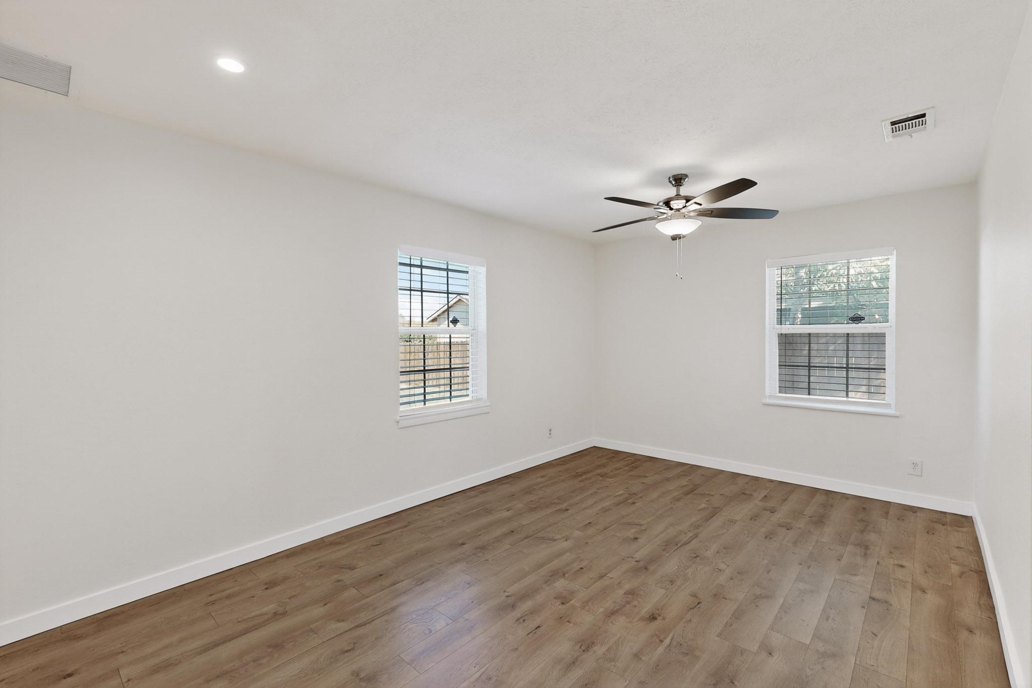 2519 Maverick Avenue