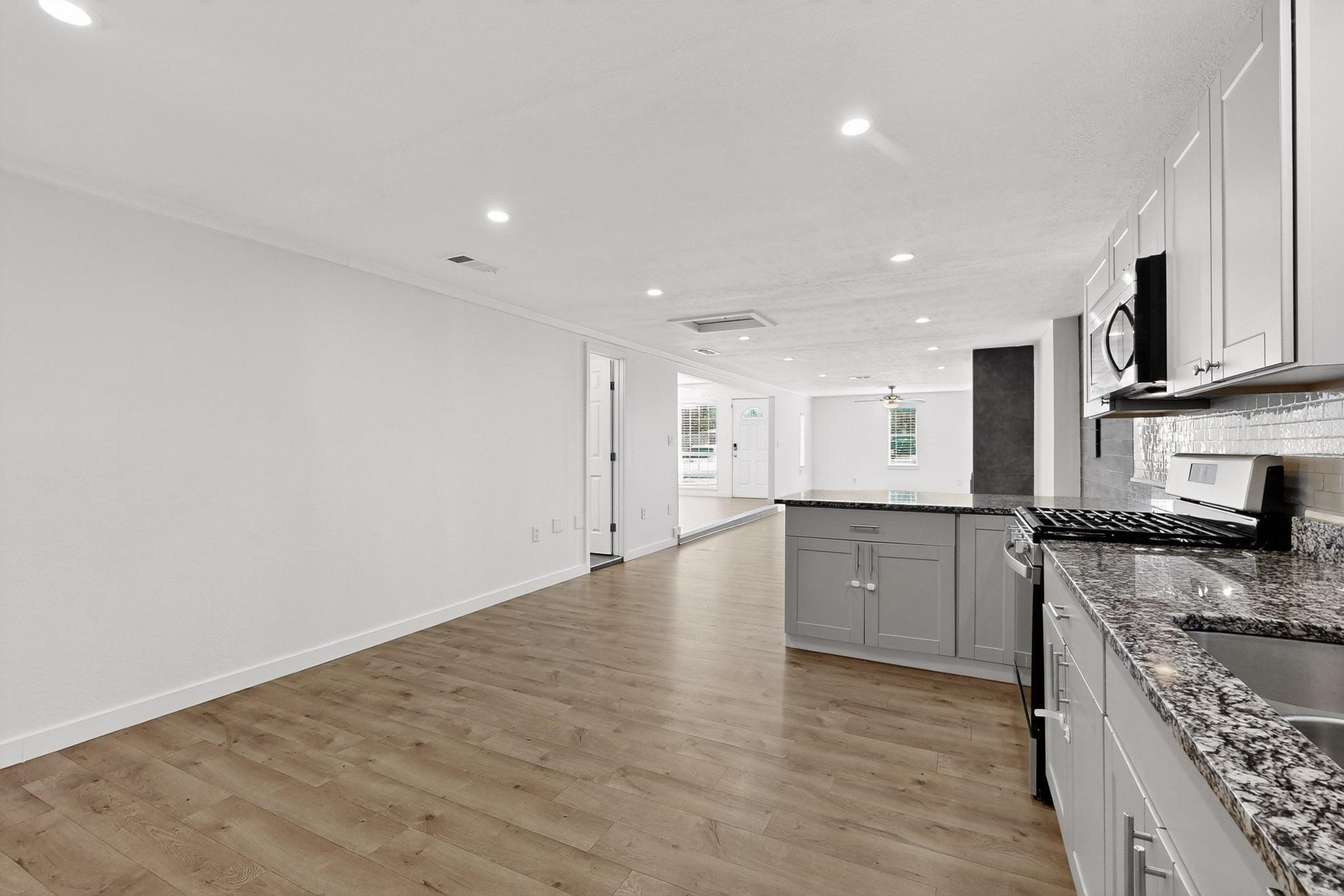 2519 Maverick Avenue