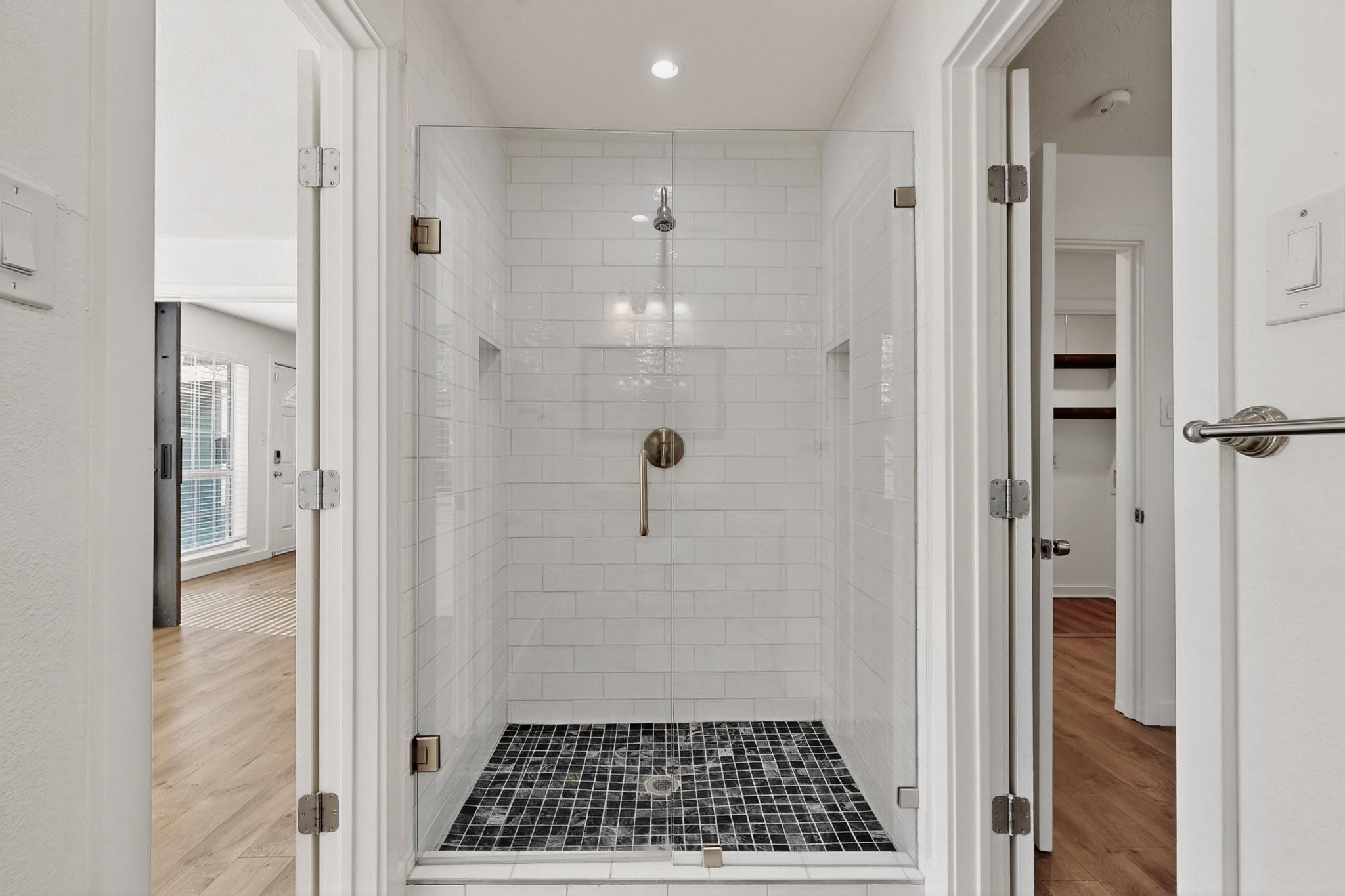 2519 Maverick Avenue