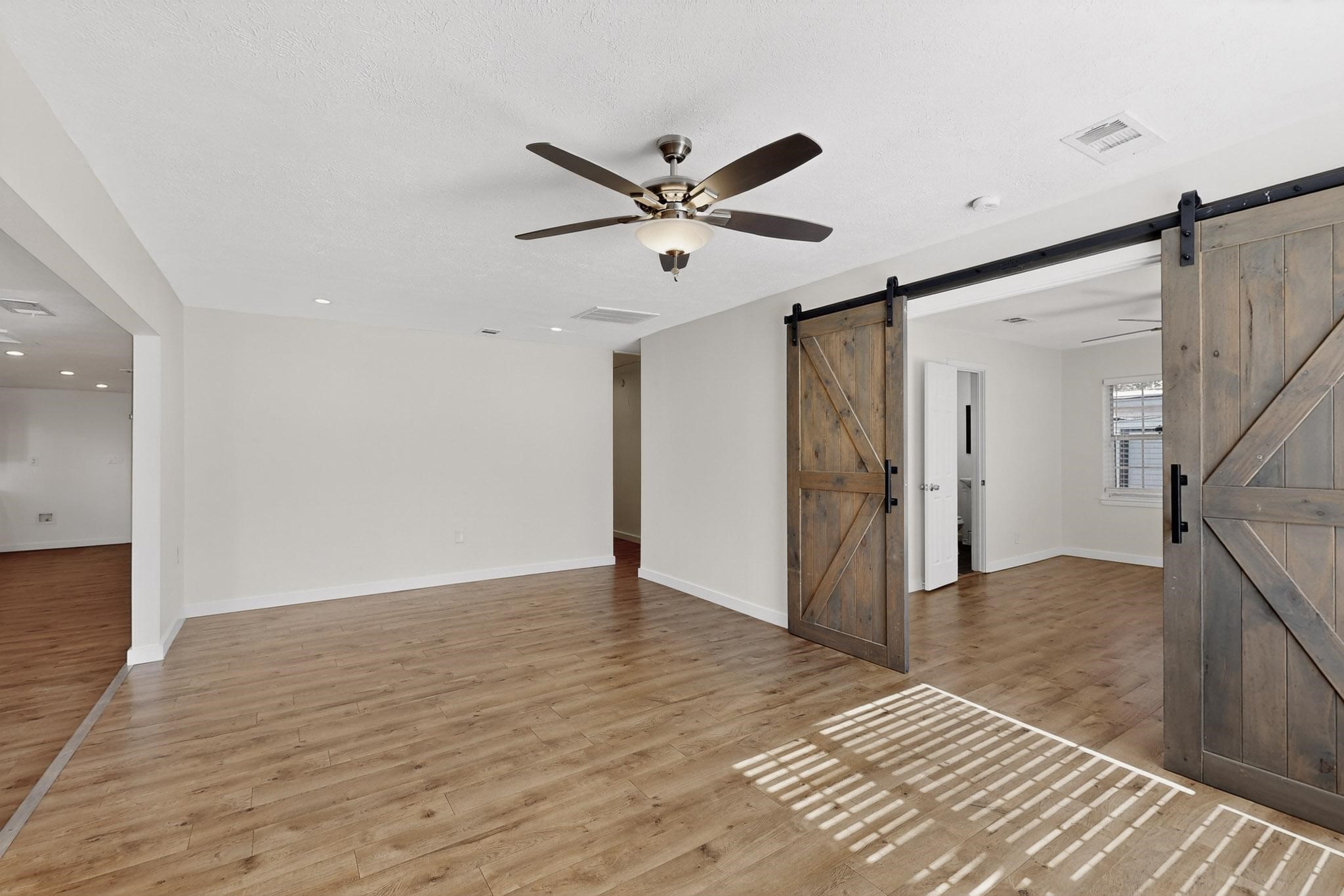 2519 Maverick Avenue