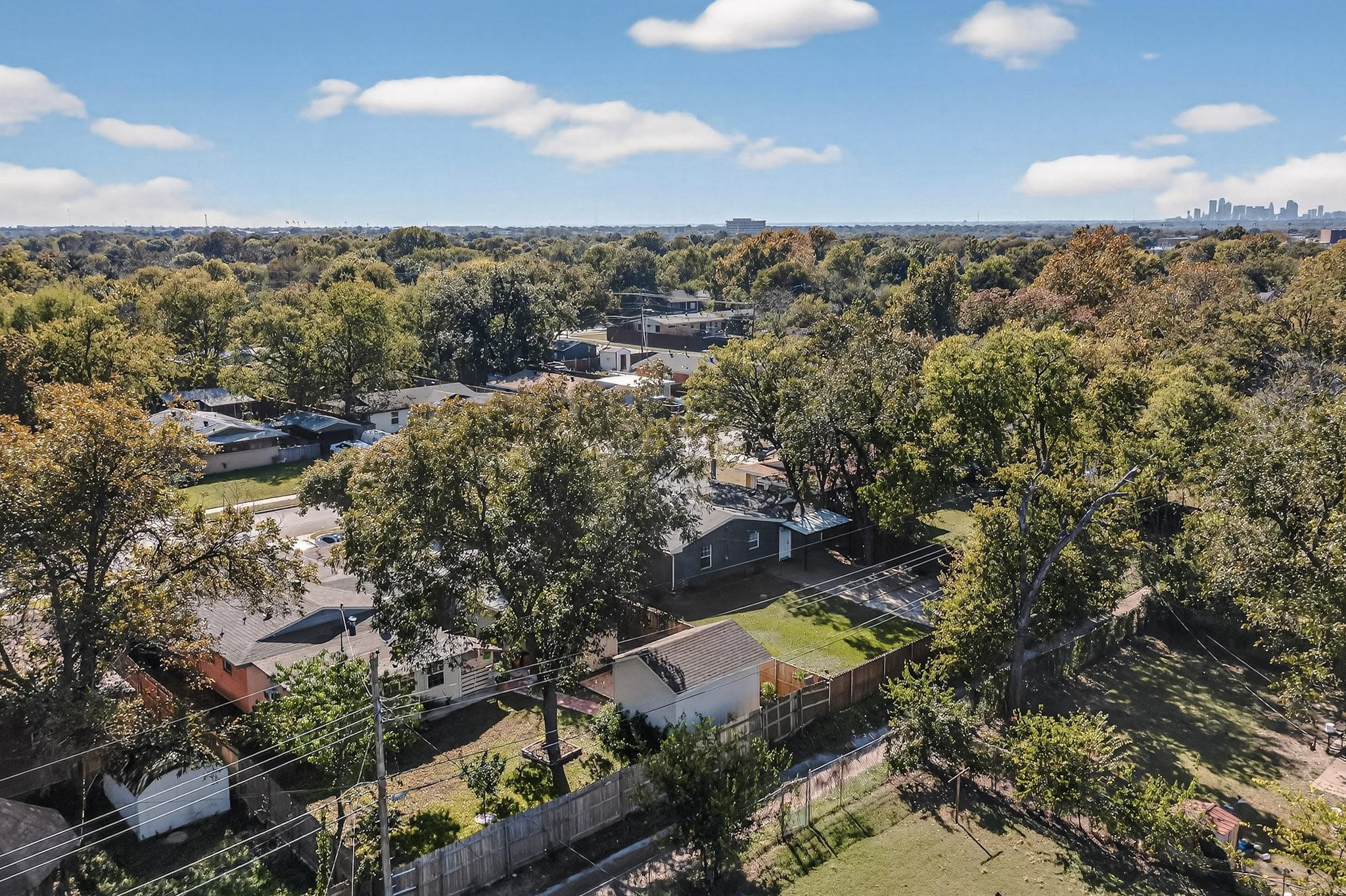 2519 Maverick Avenue