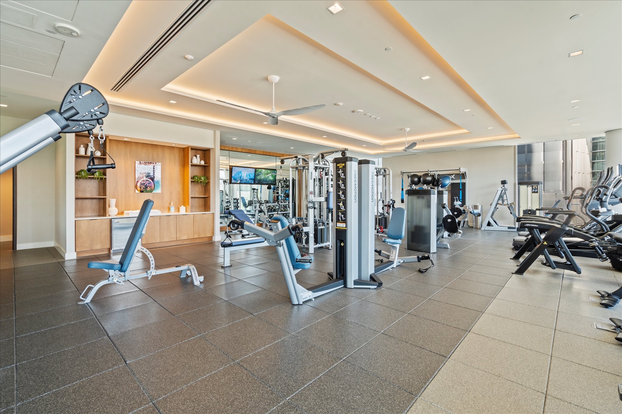 7901 Windrose Avenue 1001