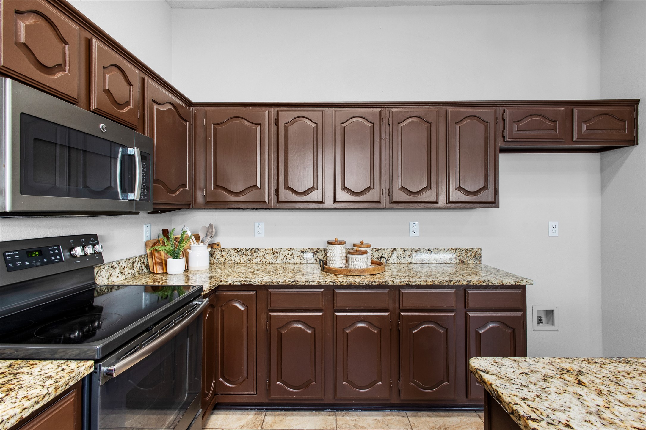 7249 Mesa Verde Trail