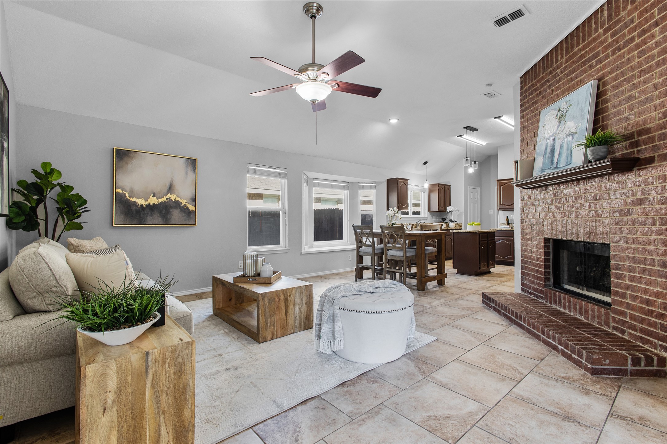 7249 Mesa Verde Trail