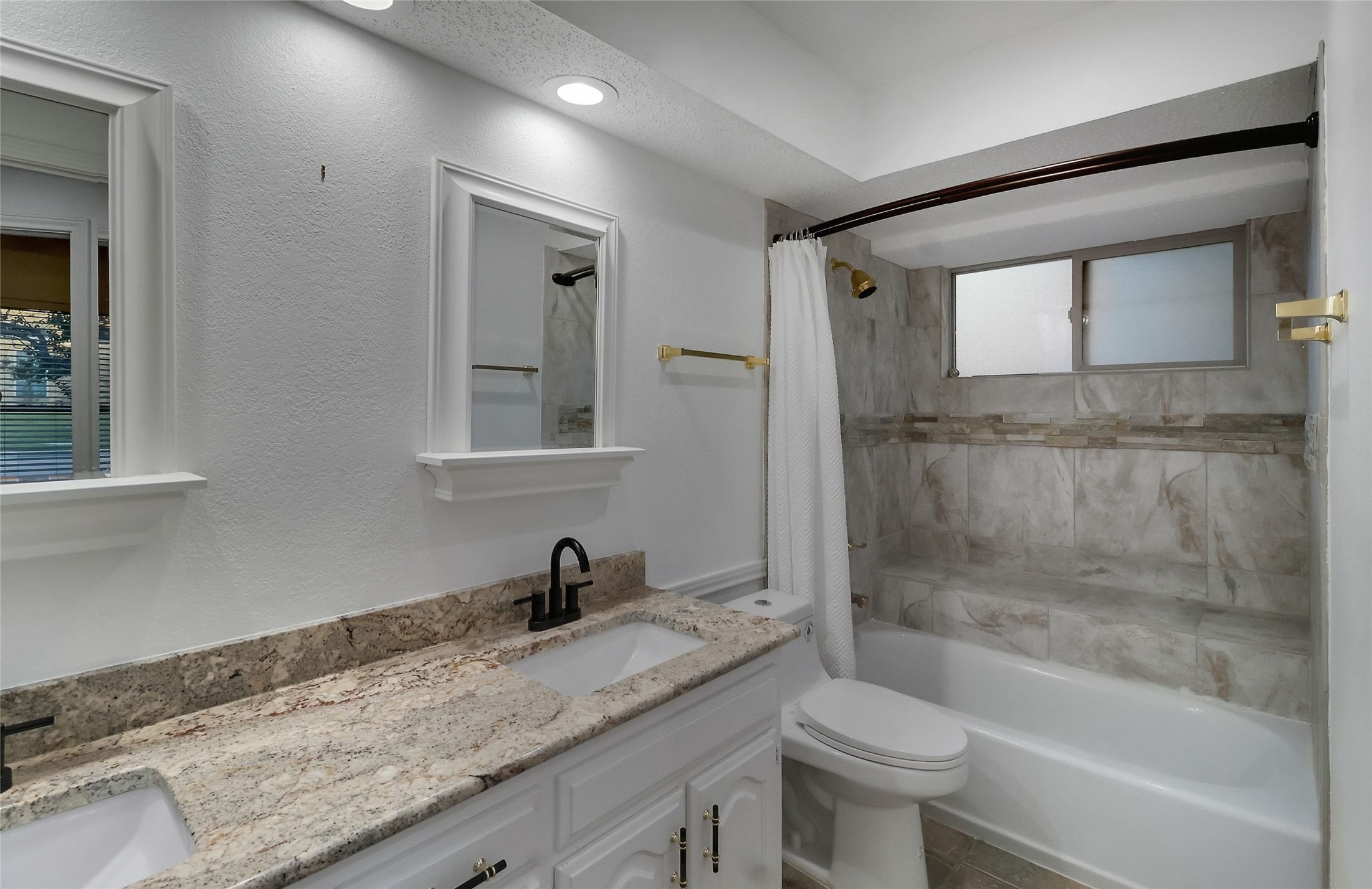 2722 Stoneridge Drive