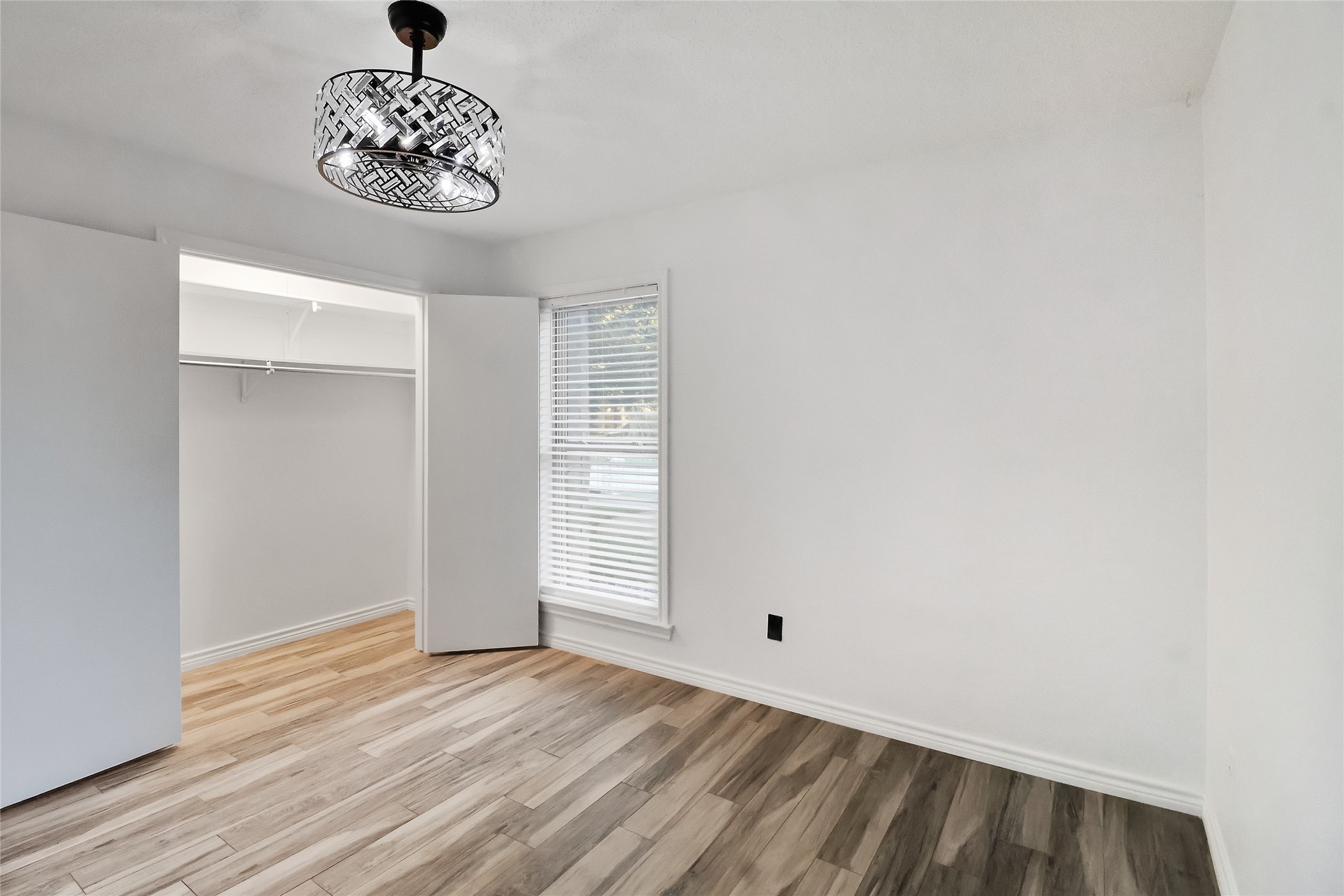 2722 Stoneridge Drive