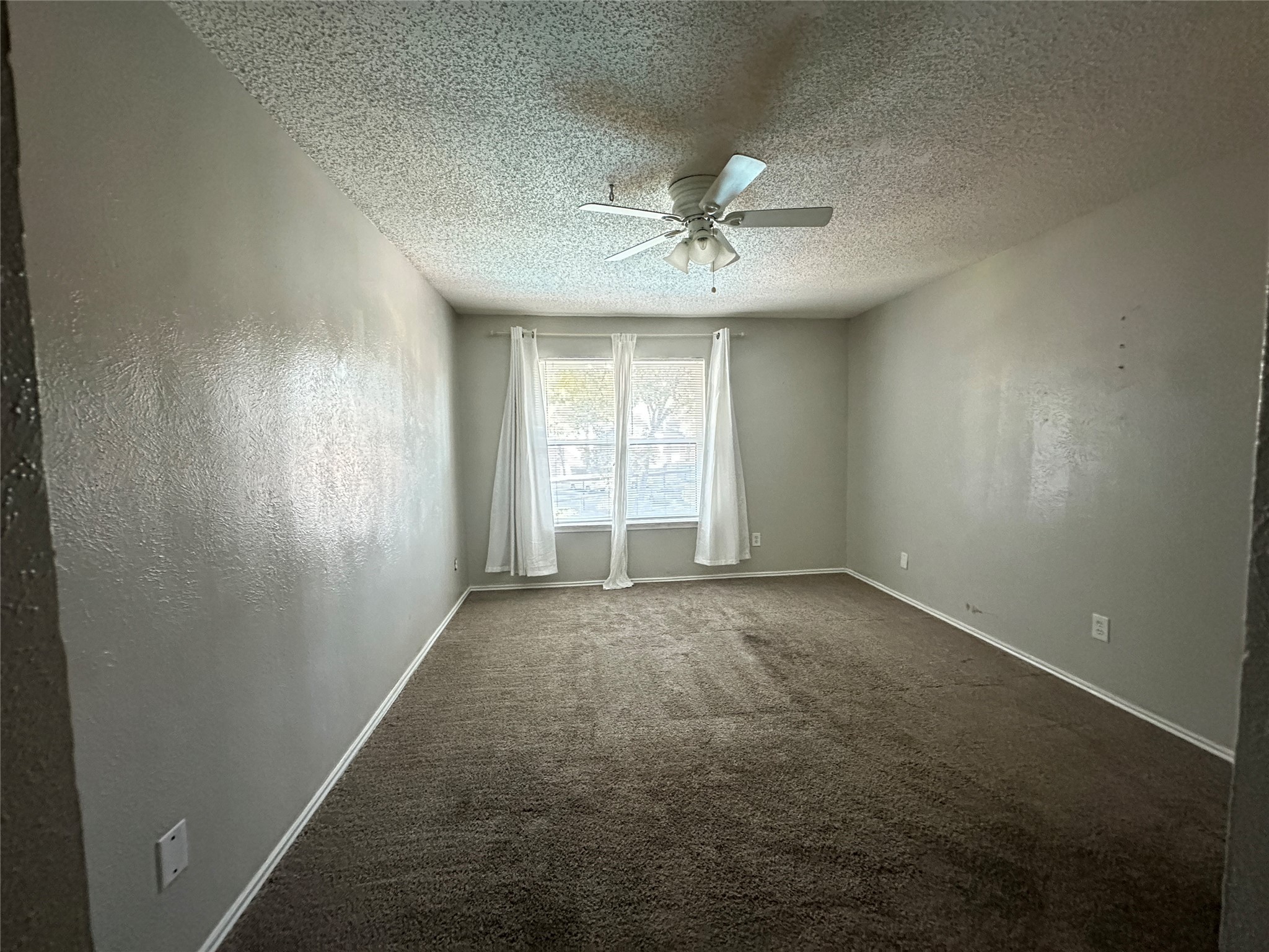 8109 Skillman Street 2007