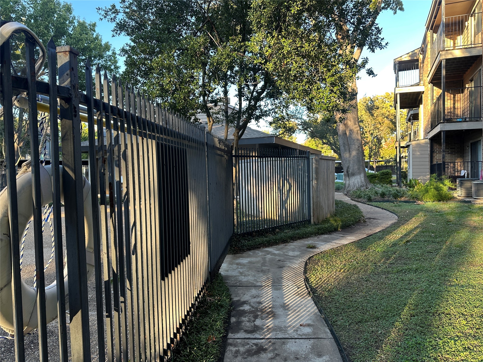 8109 Skillman Street 2007