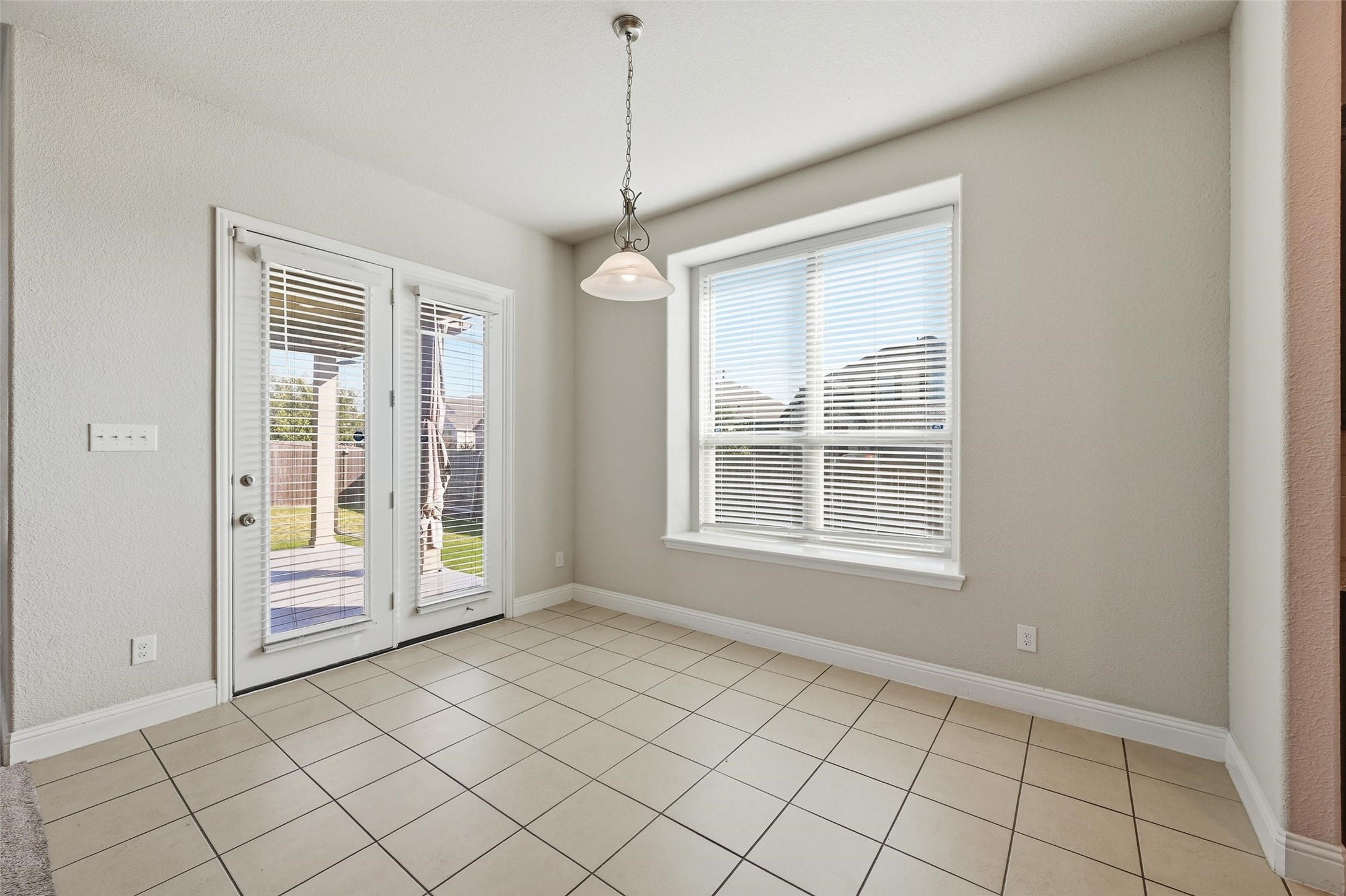 1933 Steppe Trail Drive