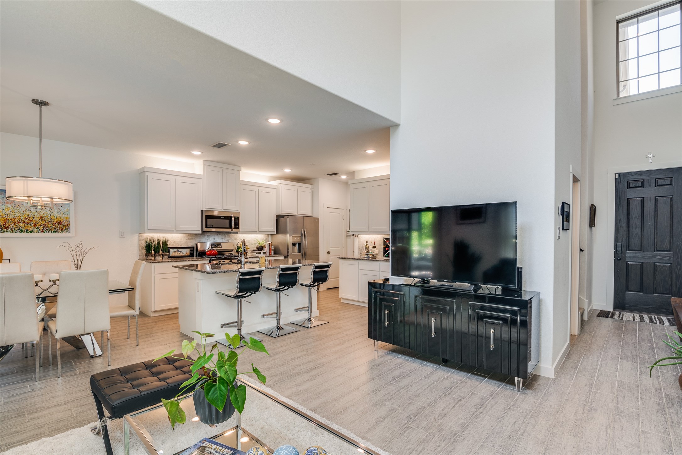 2724 N Splendor Drive