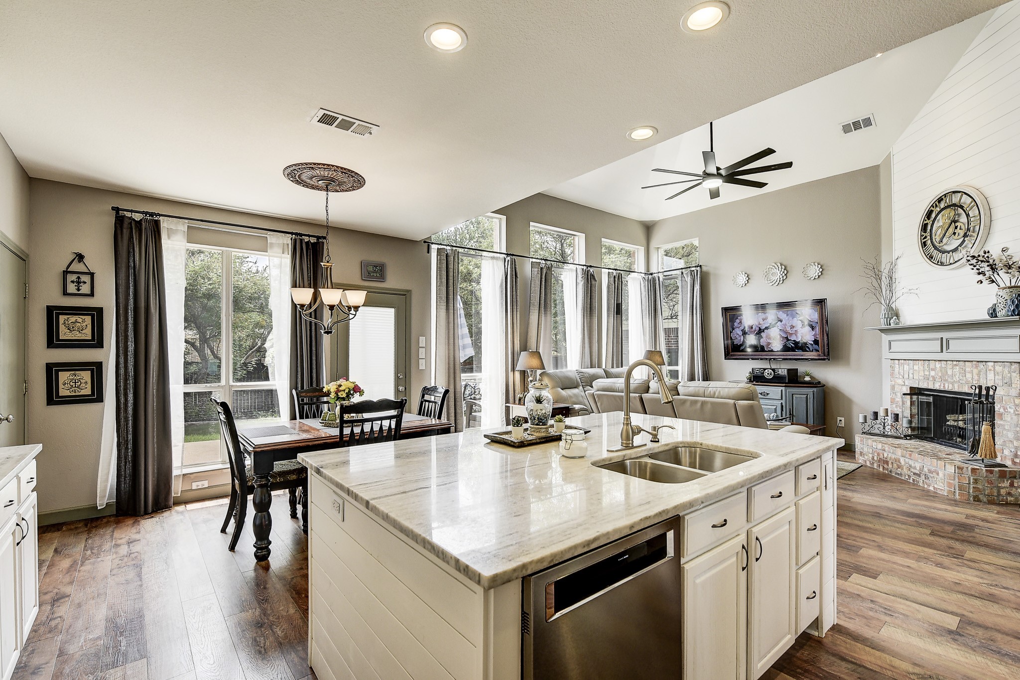 1627 Sagebrush Drive